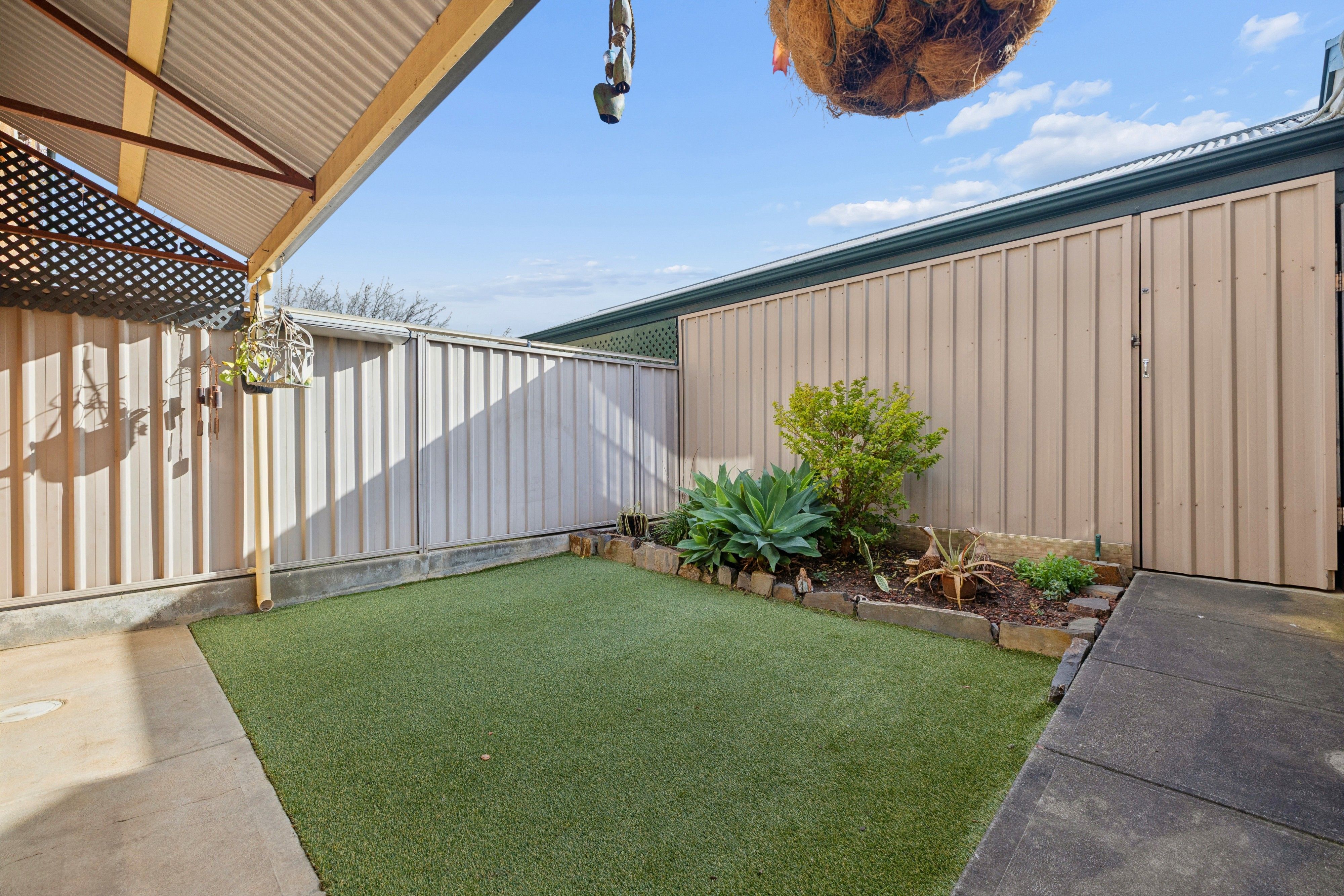 2/9 Mayfair Place — photo 21 of 25