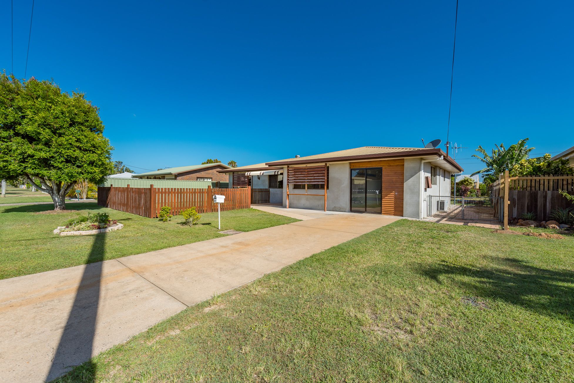 43 Sunset Drive, Thabeban, QLD 4670