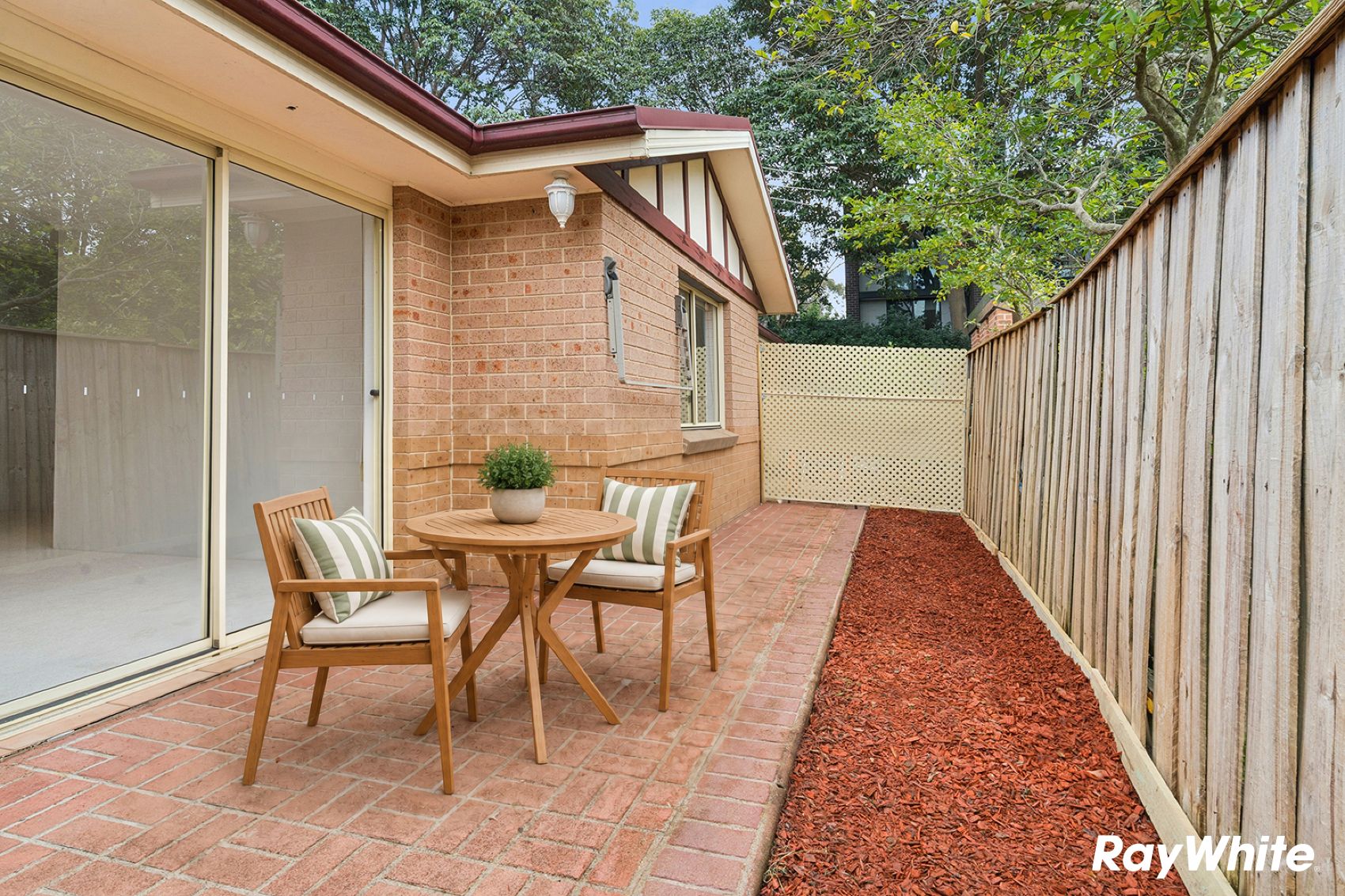 3/67 Charles Street — photo 3 of 11