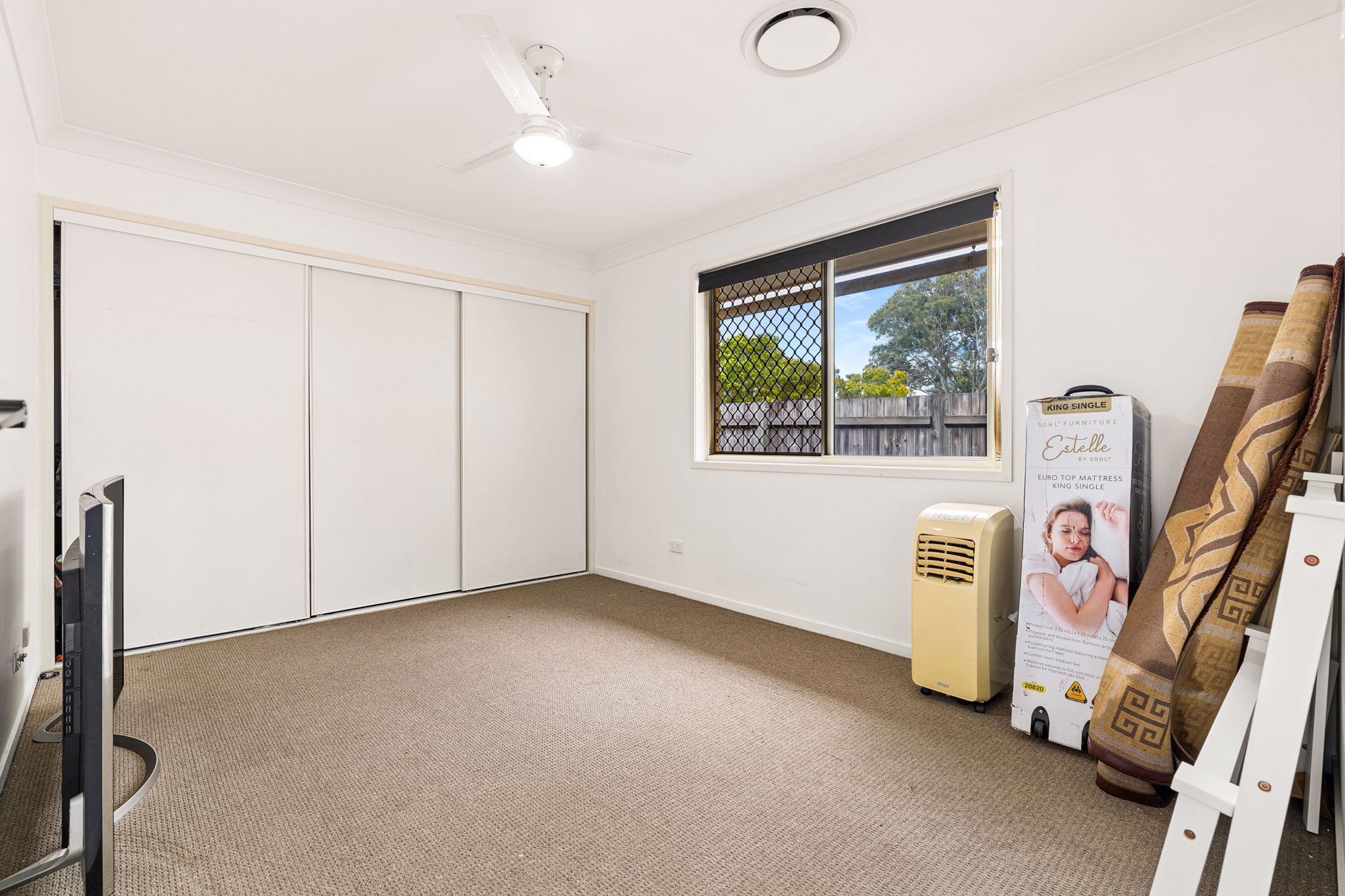 9 Ainslie Street — photo 14 of 22