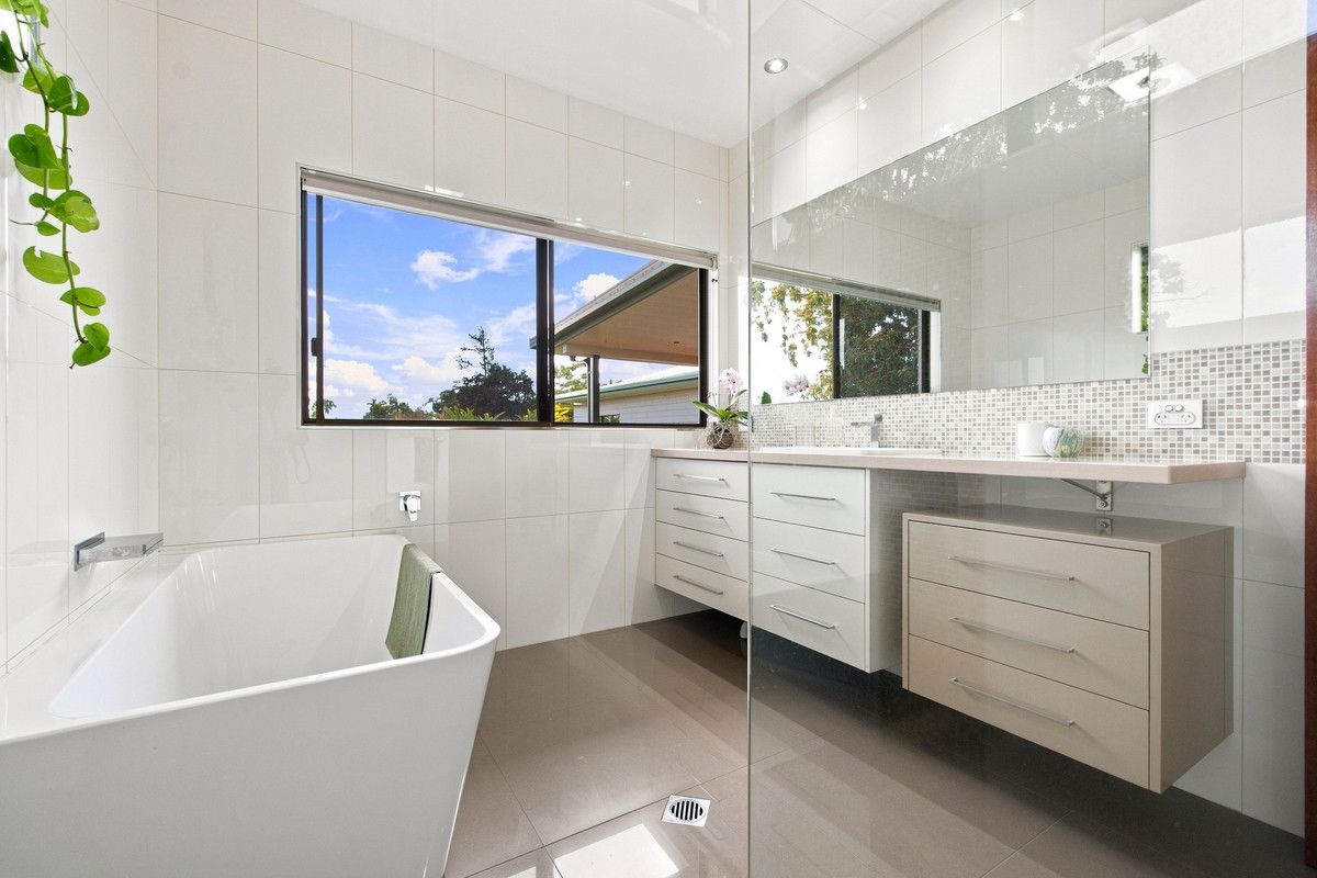 7 Graham Road — photo 12 of 22