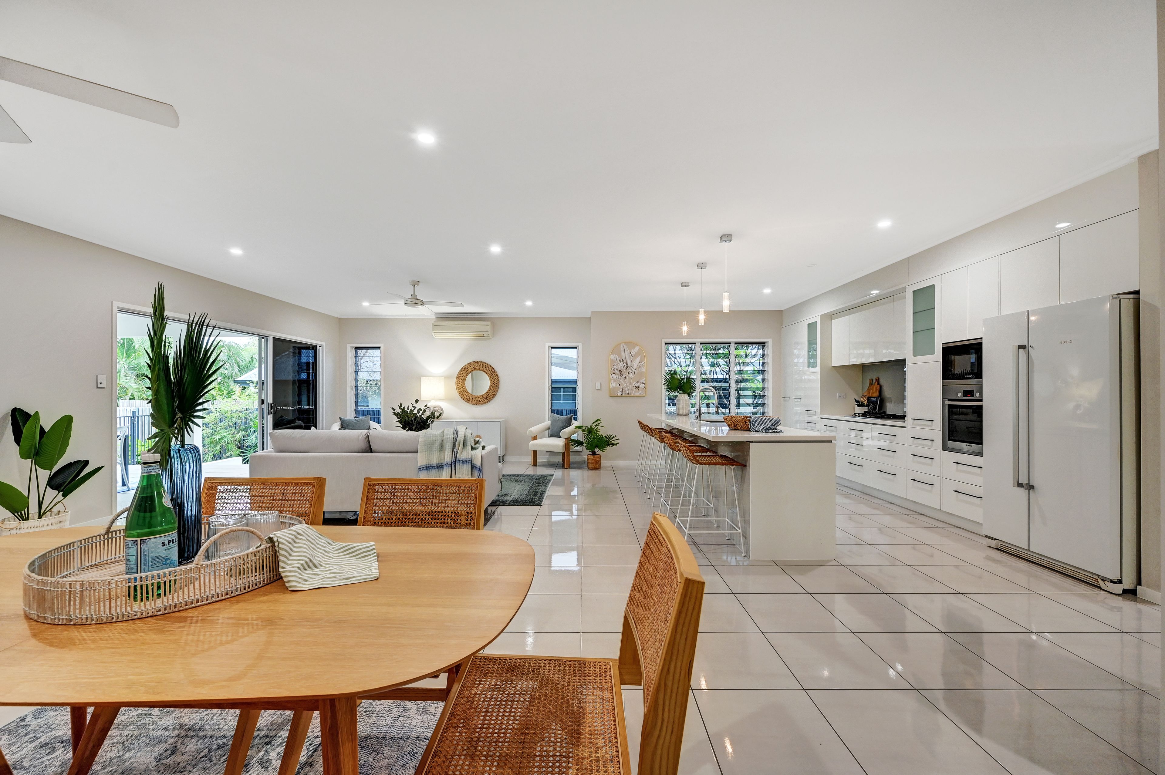 13 Cromwell Court, Mount Louisa, QLD 4814