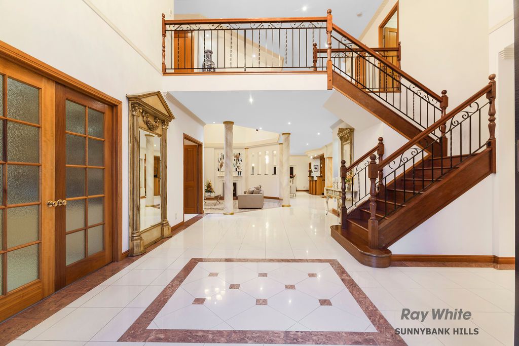 16 Cromwell Street, Sunnybank Hills, QLD 4109