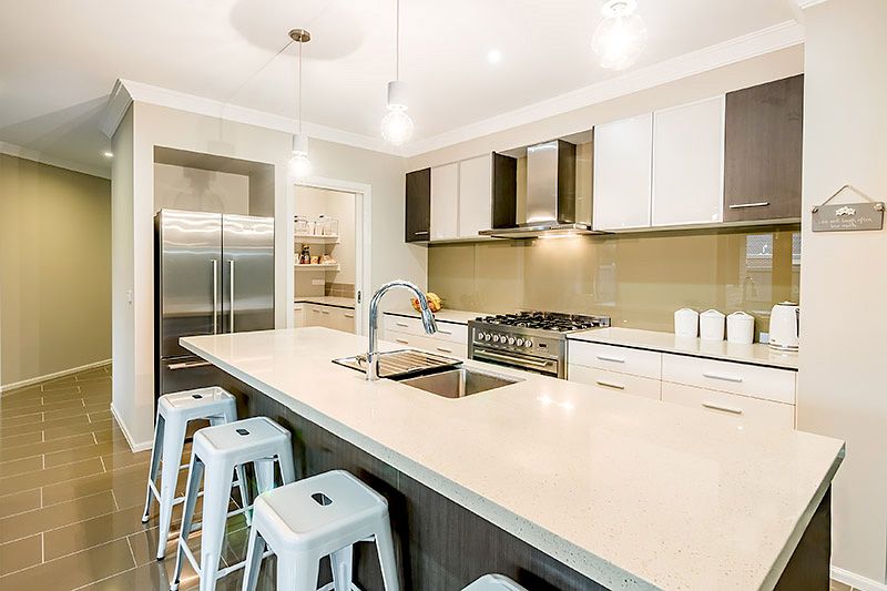 4 Marglen Place, Lyndhurst, VIC 3975