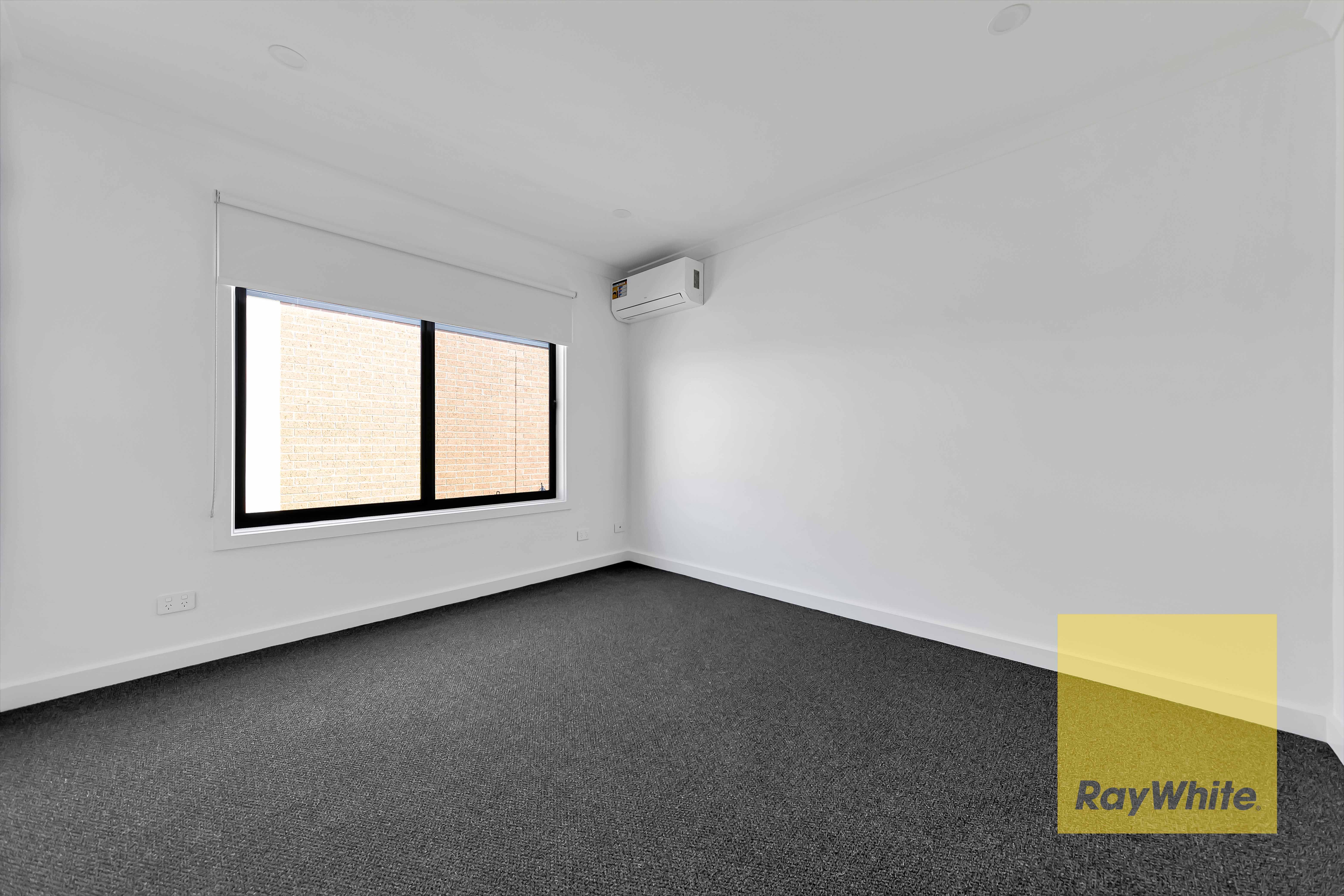 15 Spinosa Road — photo 14 of 17