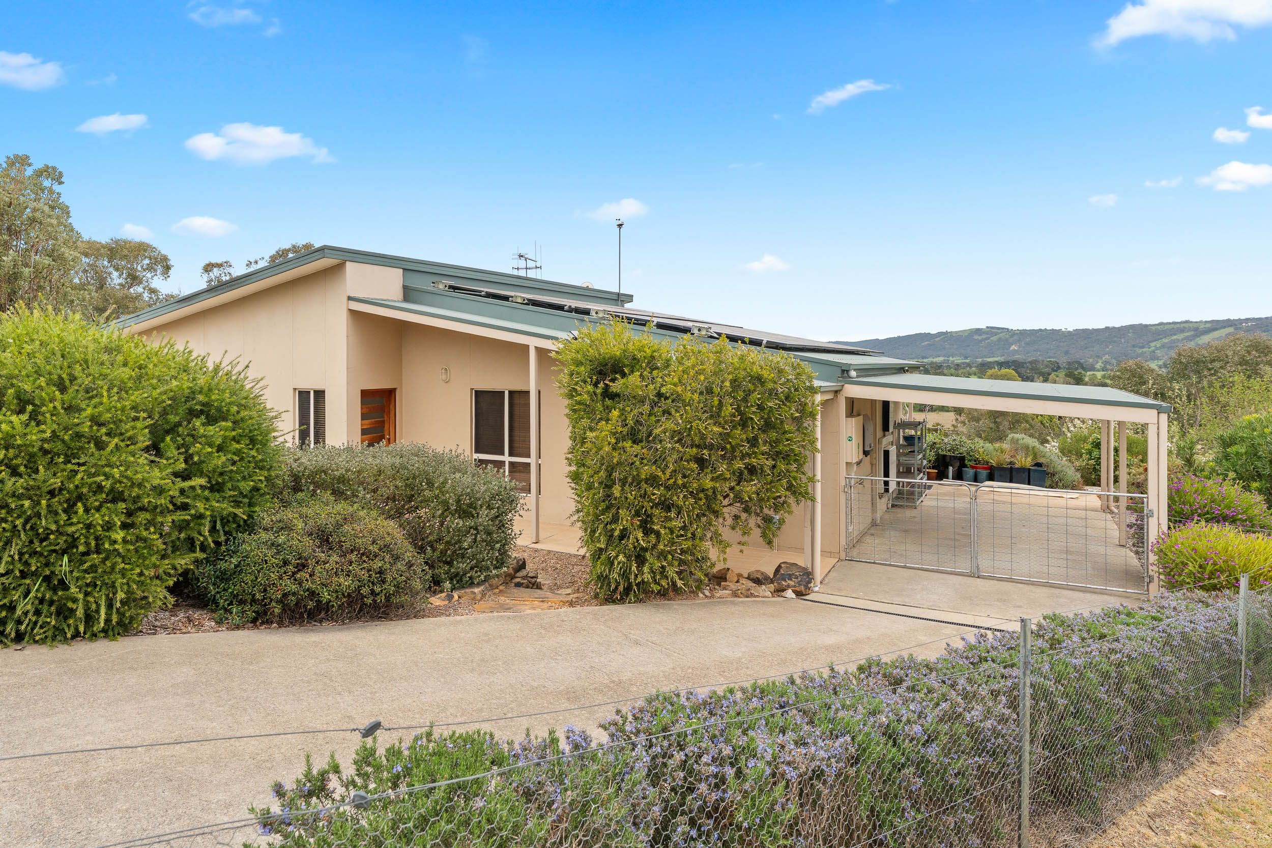 49 Goulburn Street — photo from Ray White Goulburn