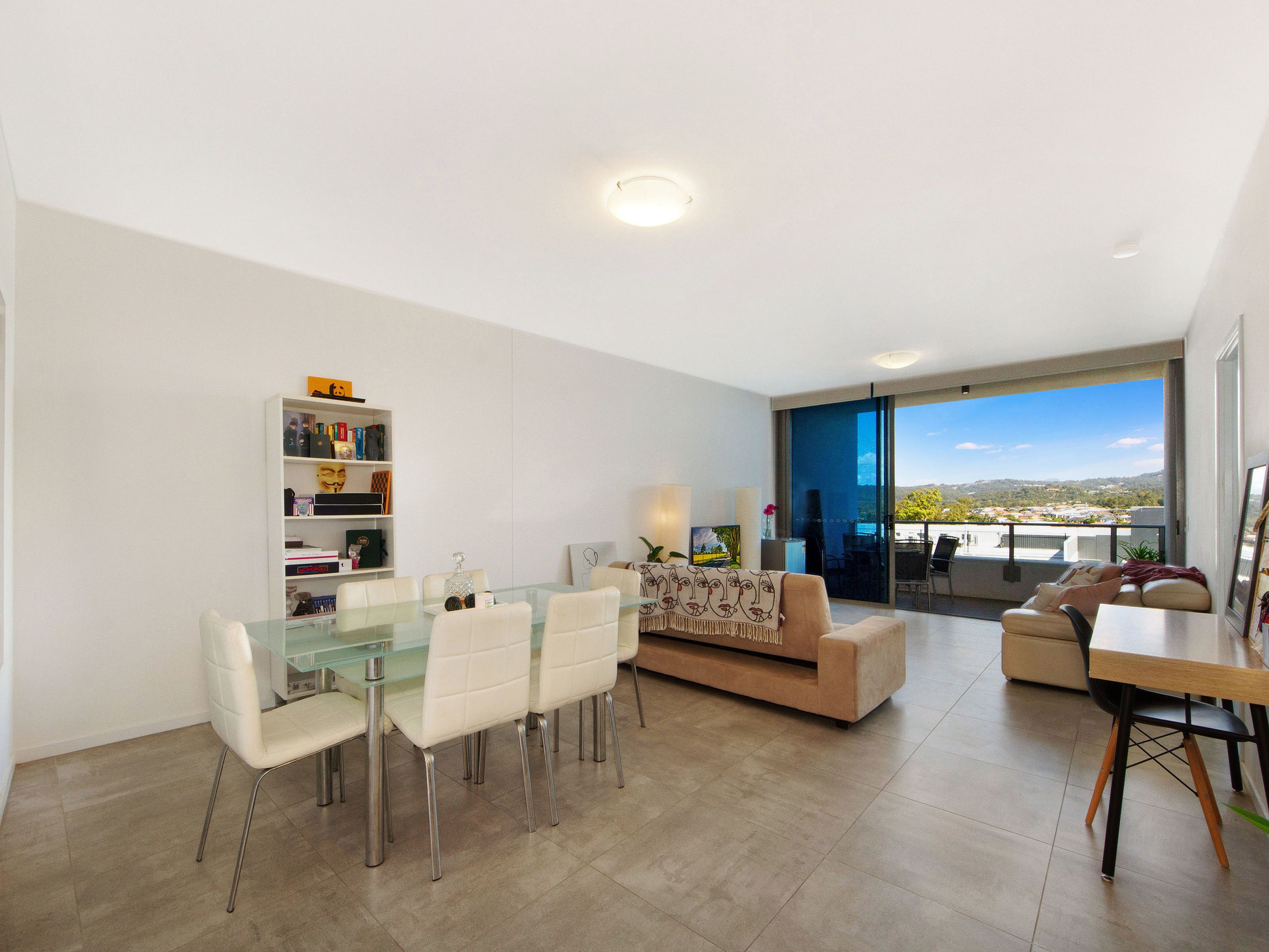 2717/397 Christine Avenue, Varsity Lakes, QLD 4227