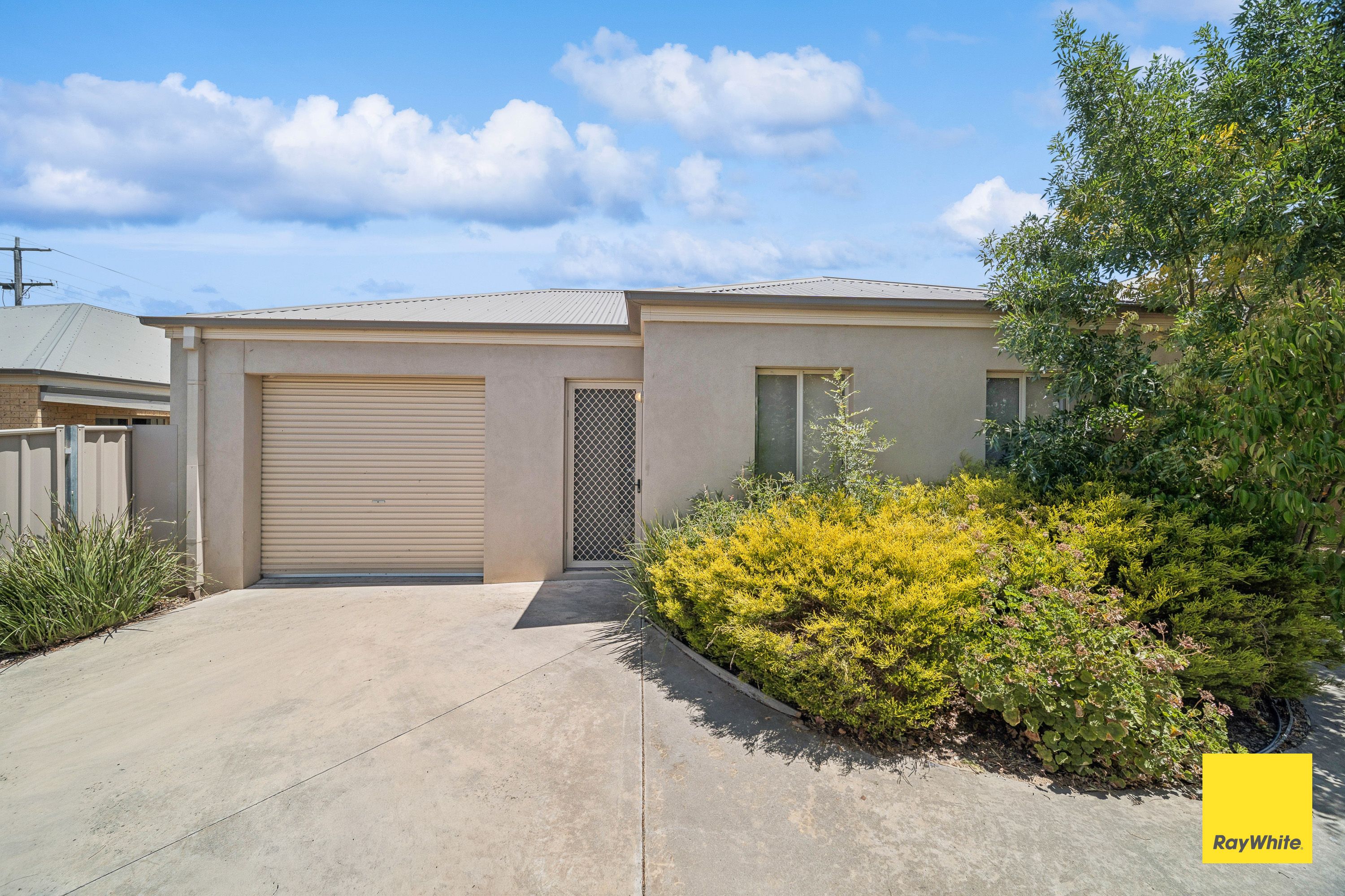 15 Nelson Street, California Gully VIC 3556
