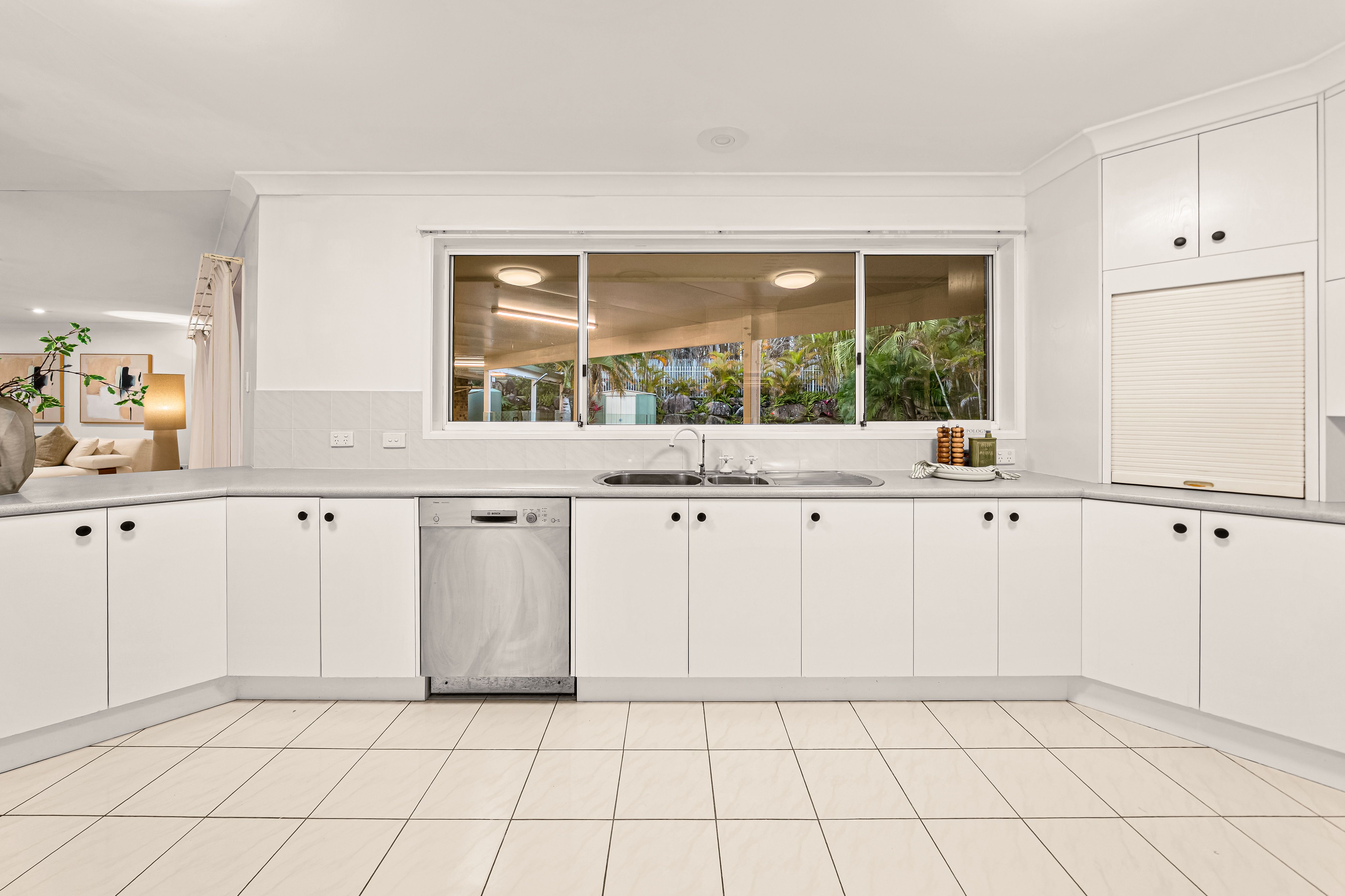 9 Willmott Court — photo 10 of 30
