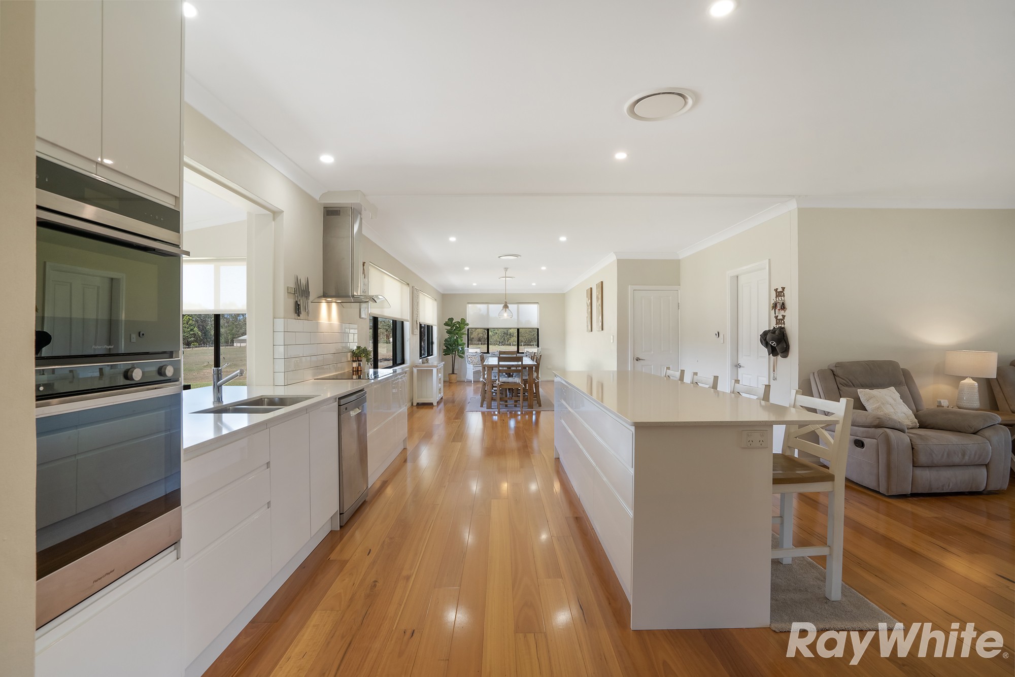 9 Storks Road, Glen Oak, NSW 2320