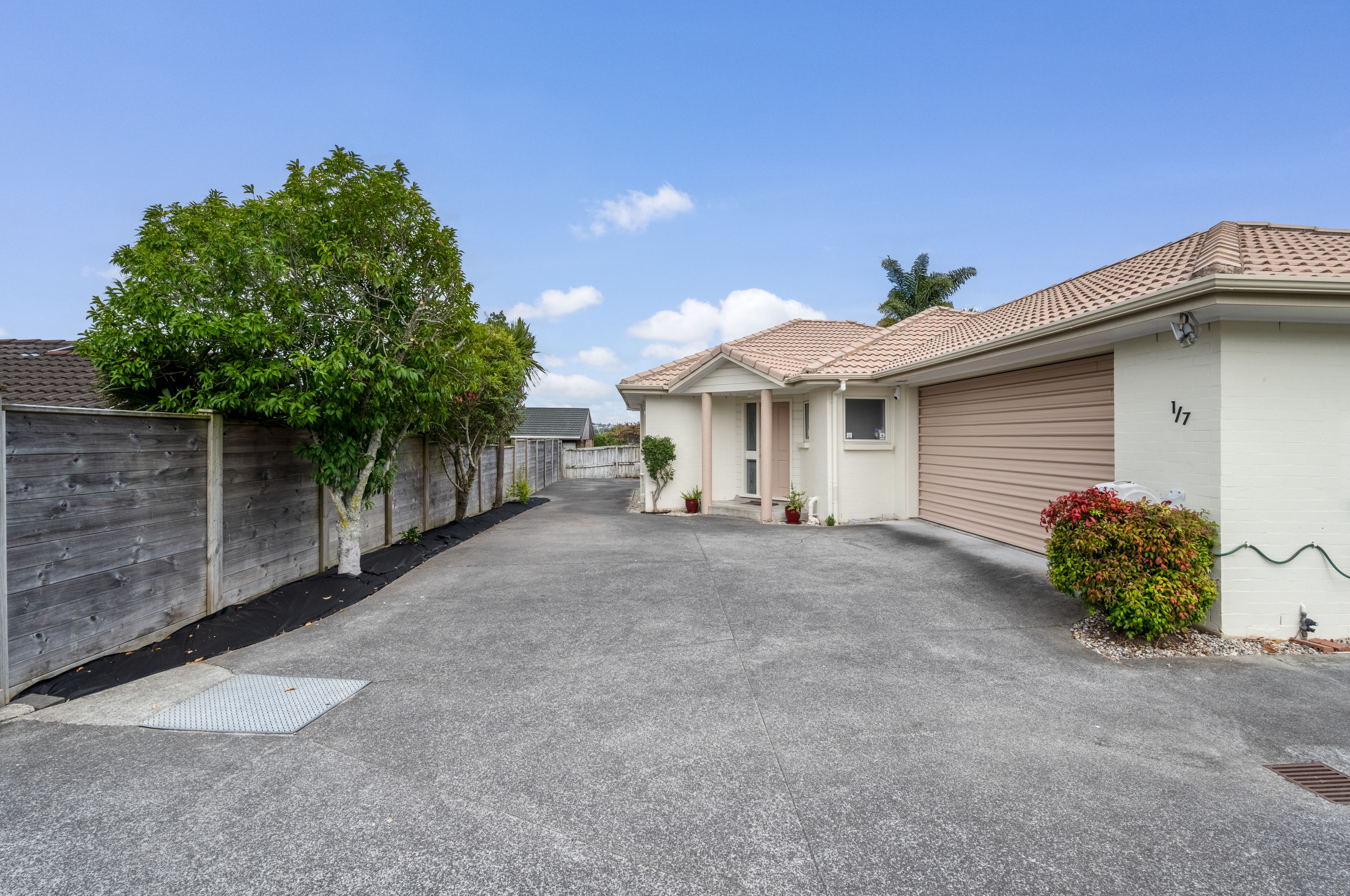 1/7 West Fairway, Golflands, Manukau City