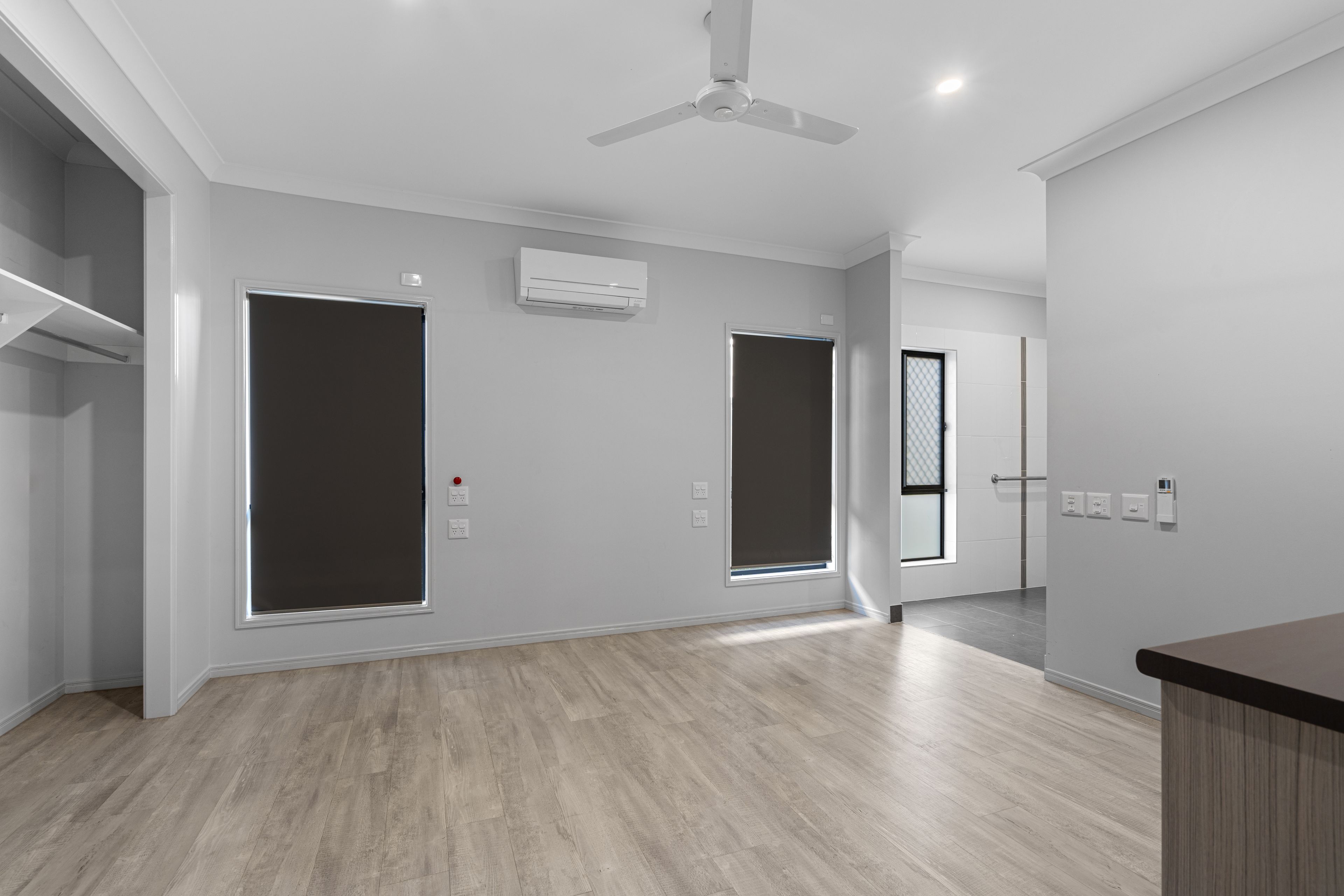 28B Lusitania Street — photo 13 of 17
