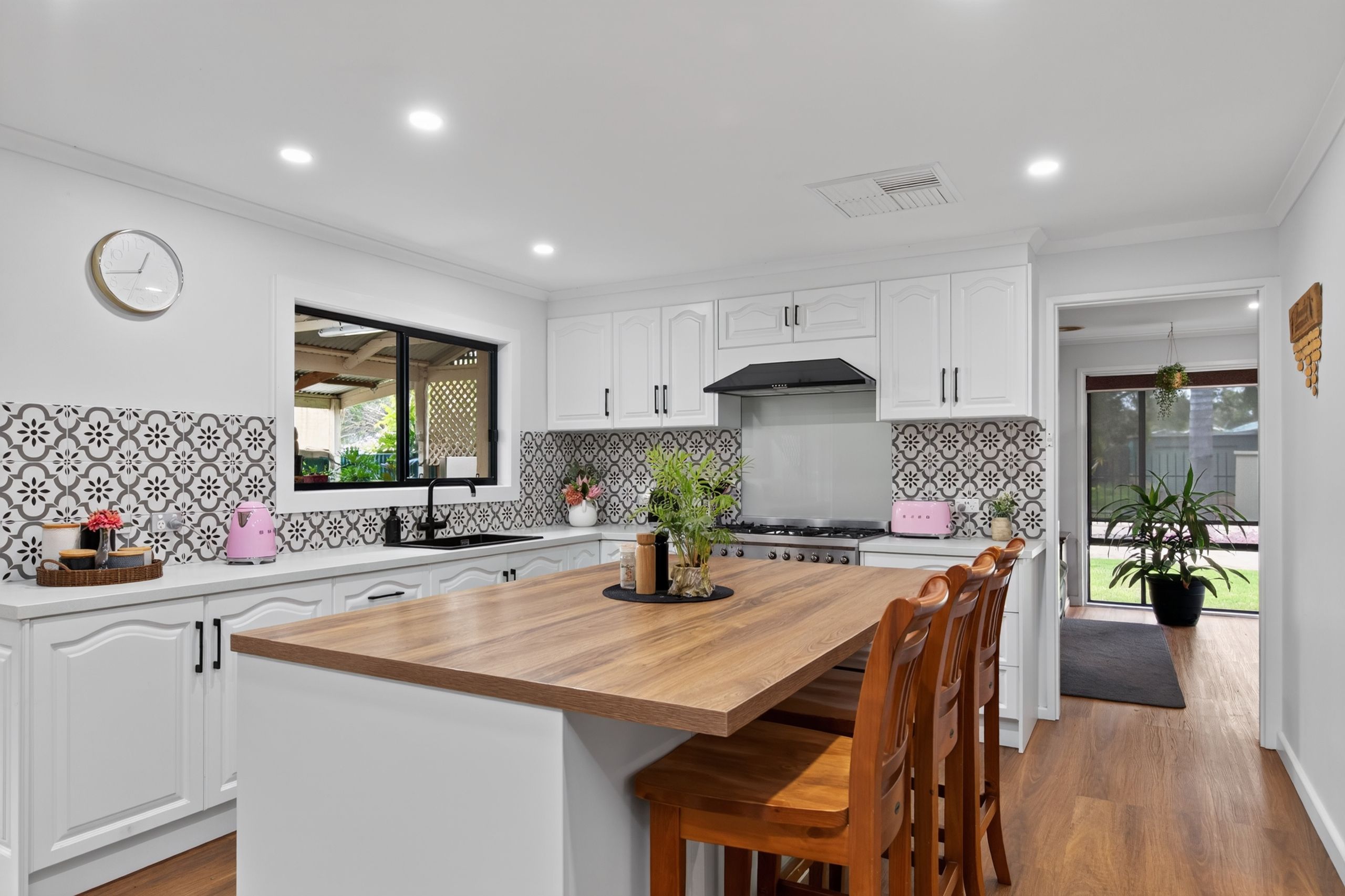 26 Illalong Crescent — photo 5 of 23