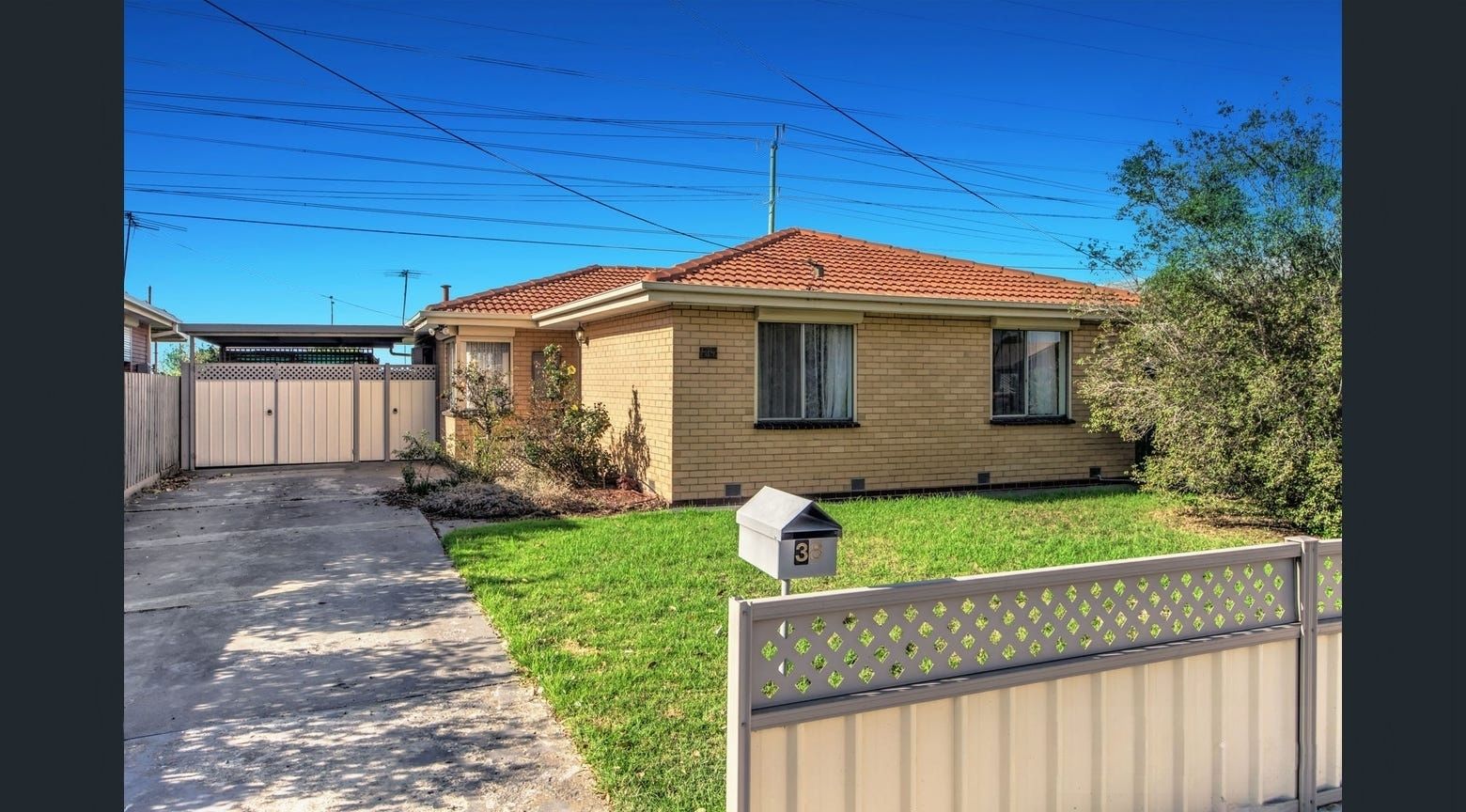 38 Fremont Parade, Sunshine West VIC 3020