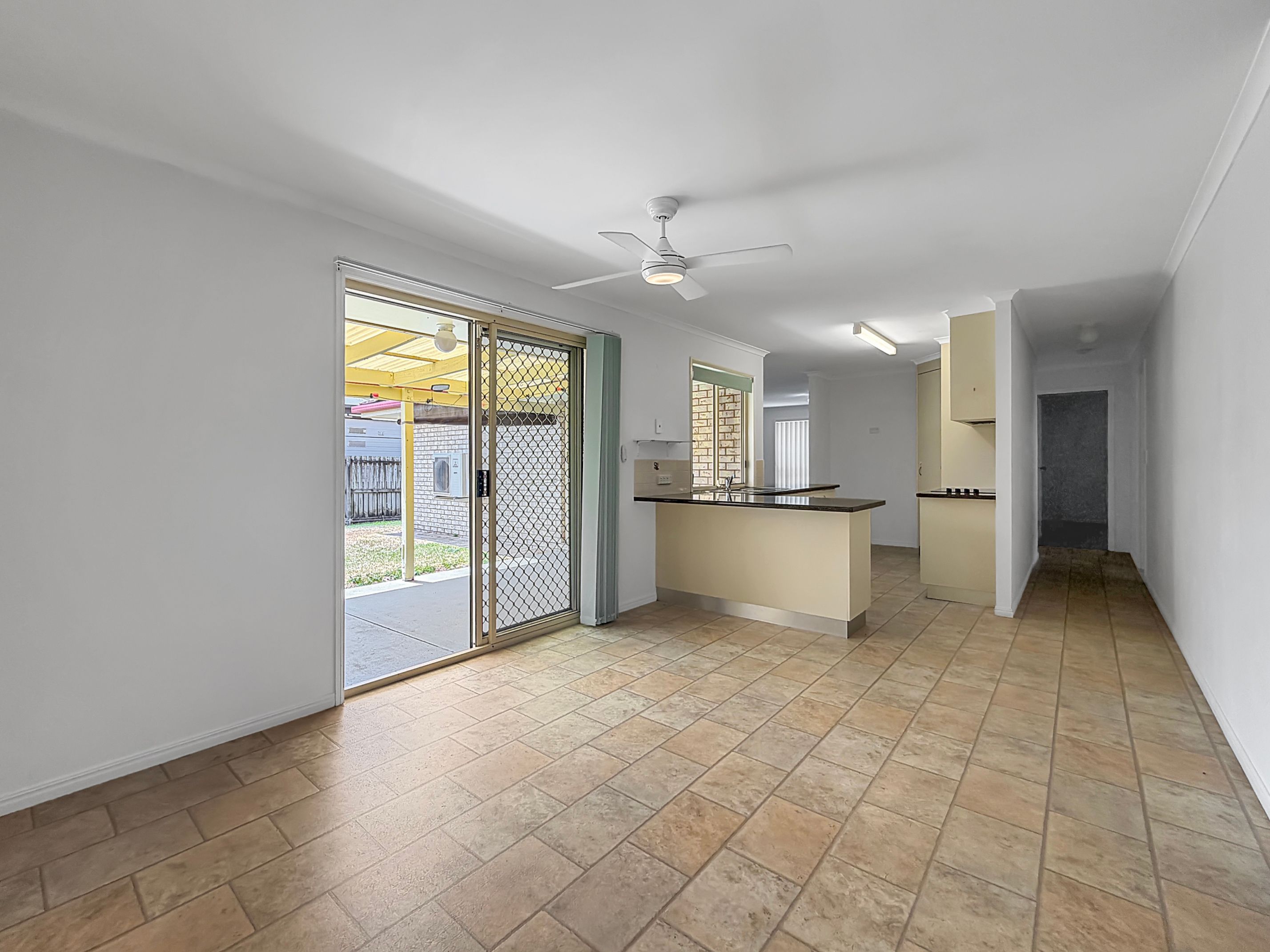 25 Merlin Drive, Urangan, QLD 4655