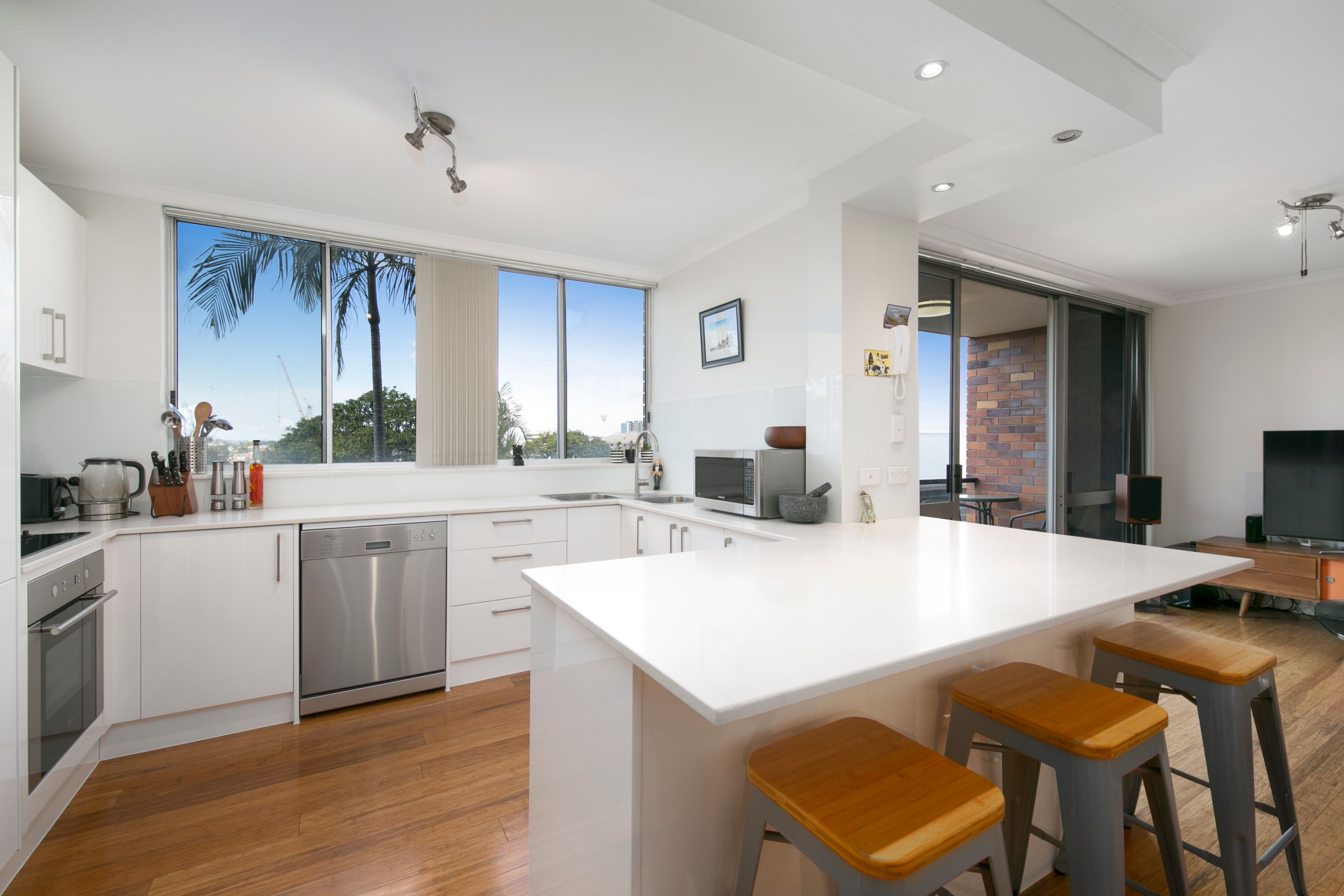 19 Ellis Street, Kangaroo Point QLD 4169