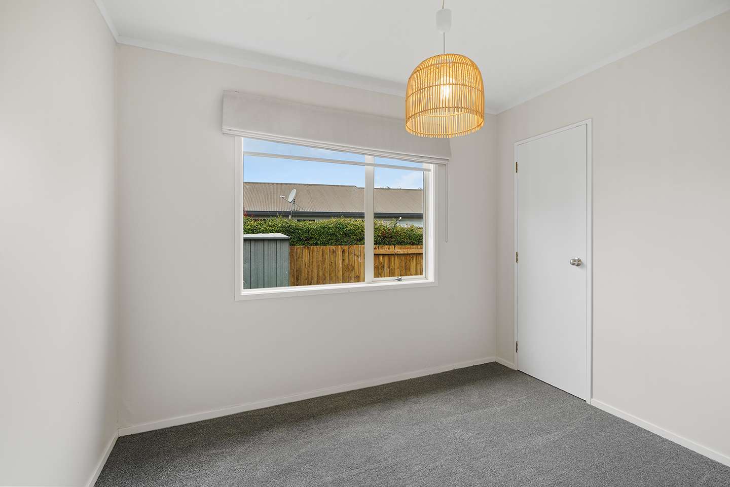 123 Endeavour Avenue photo 11