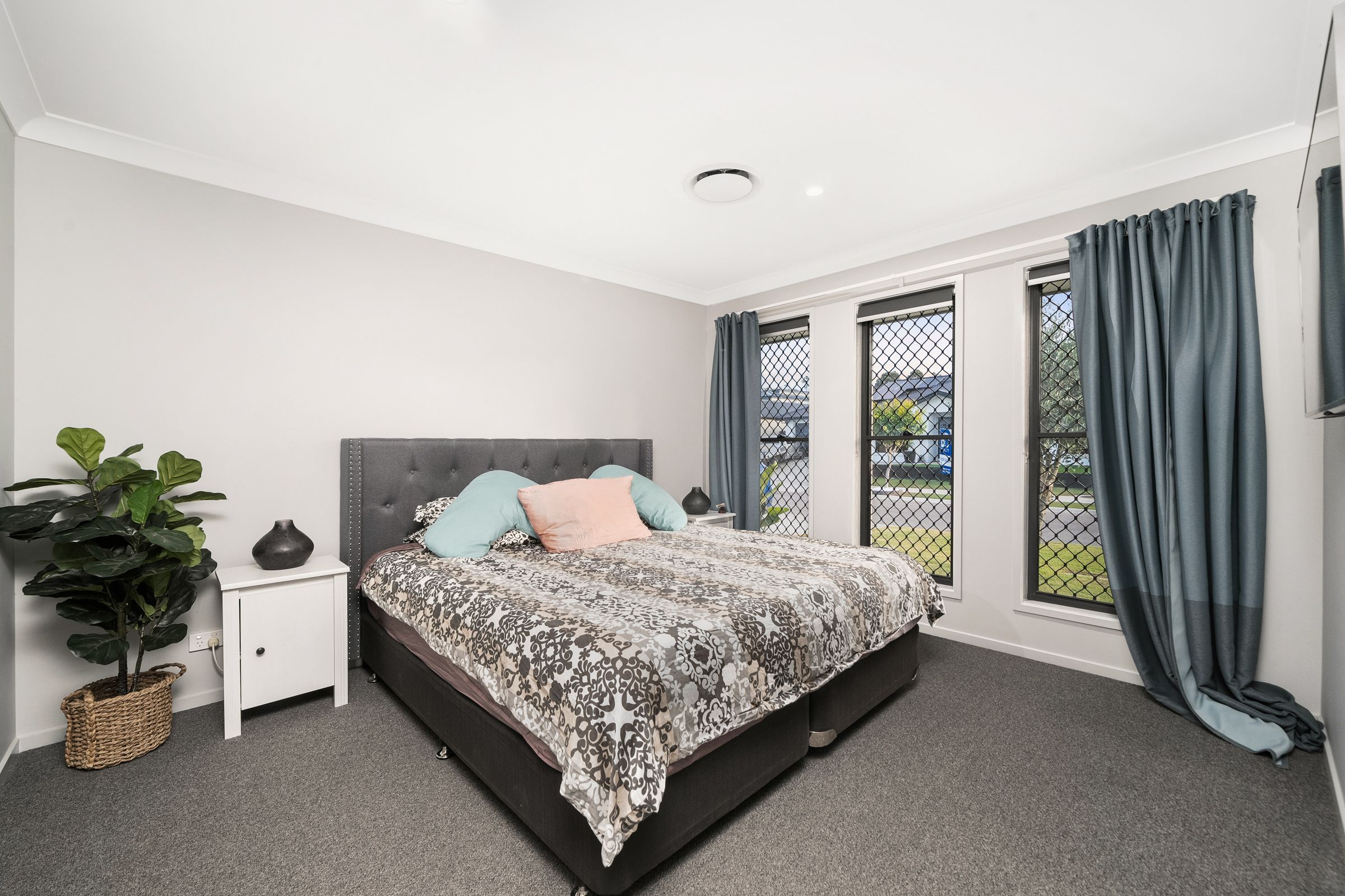15 Bourke Street, Burpengary East, QLD 4505