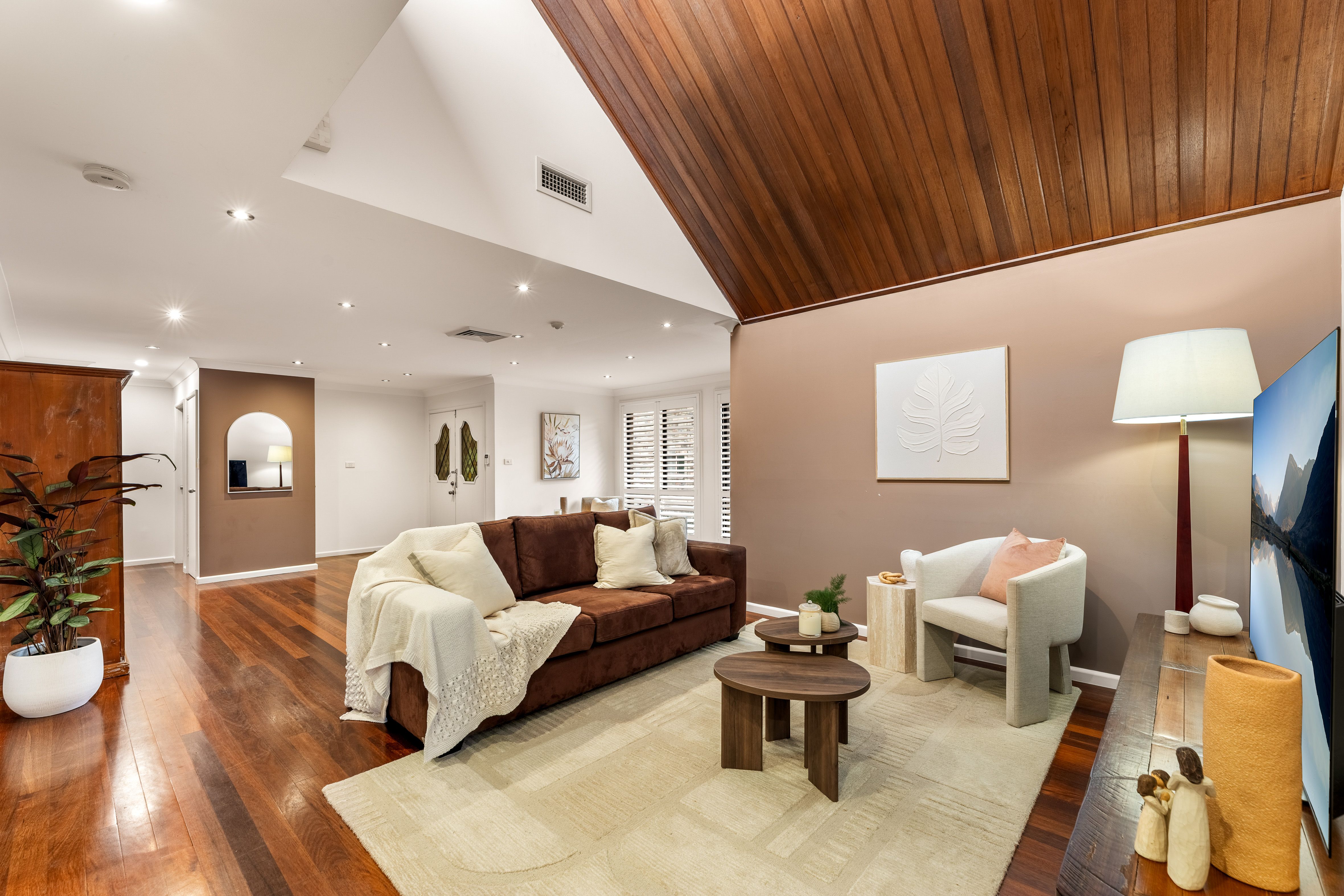 11 Wales Close, Illawong, NSW 2234