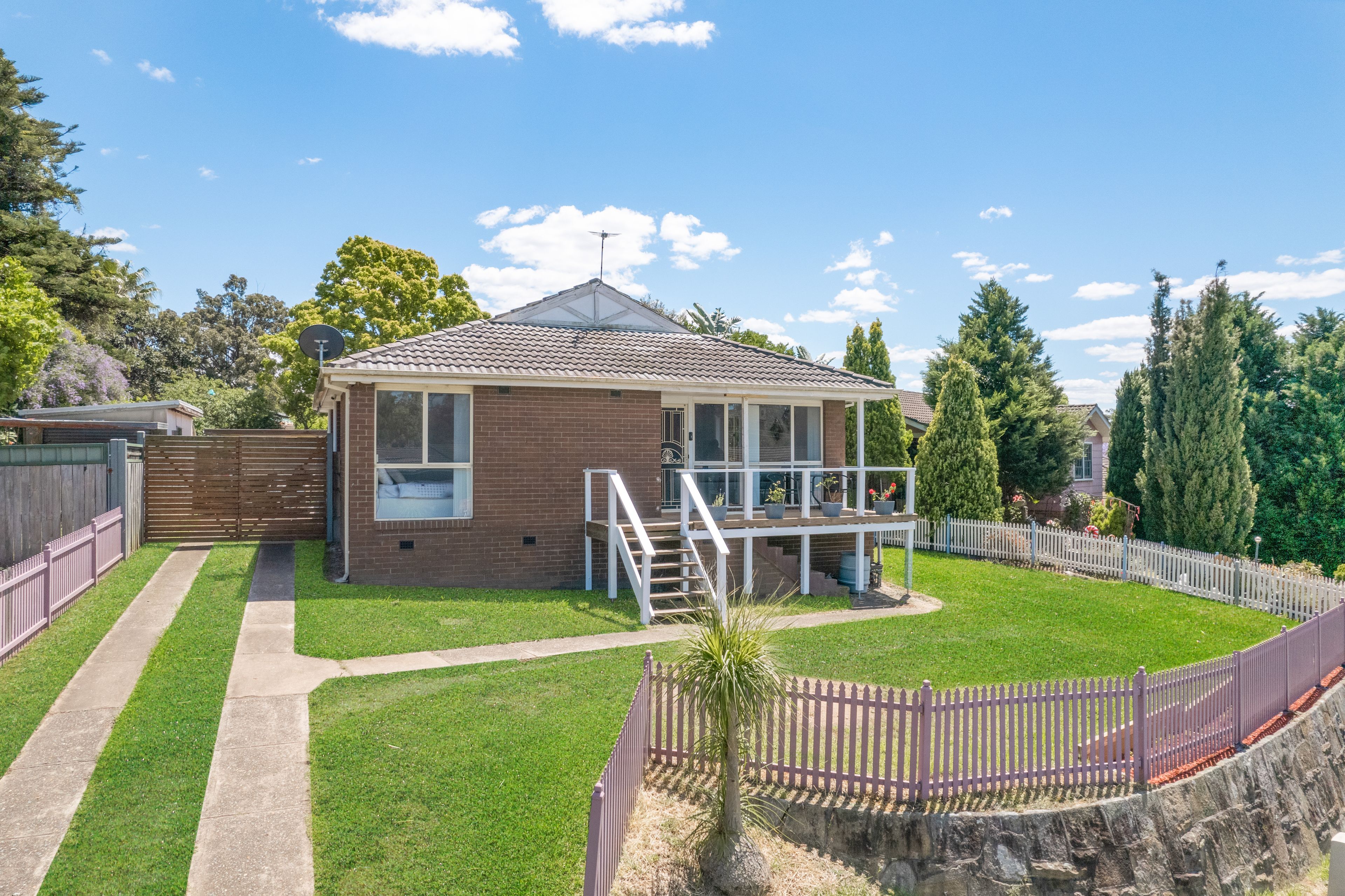 34 Grevillea Crescent, Macquarie Fields NSW 2564