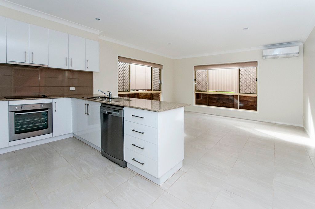 Unit 1/65 Crown Street, Rangeville, QLD 4350