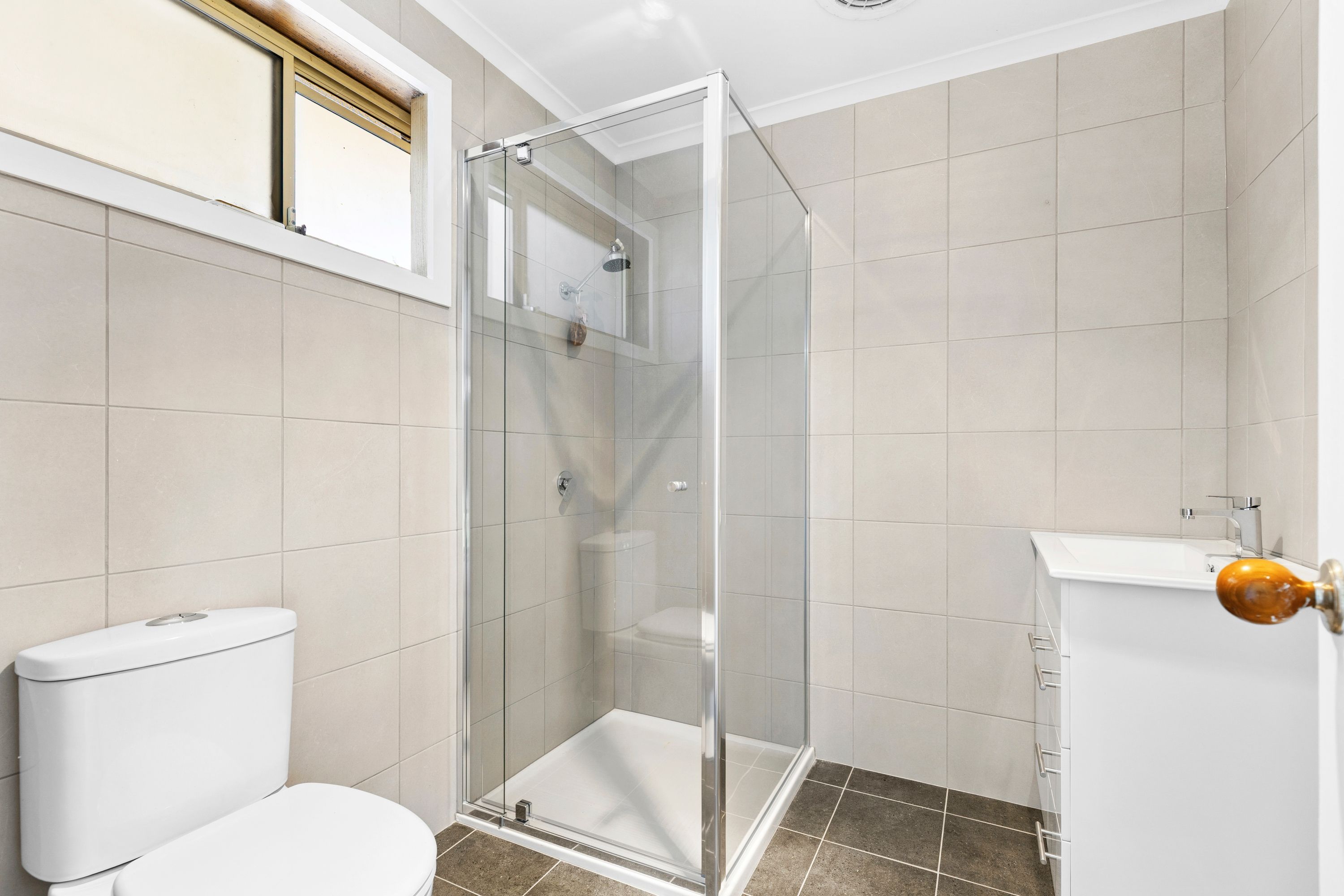 40 Rees Road — photo 7 of 16