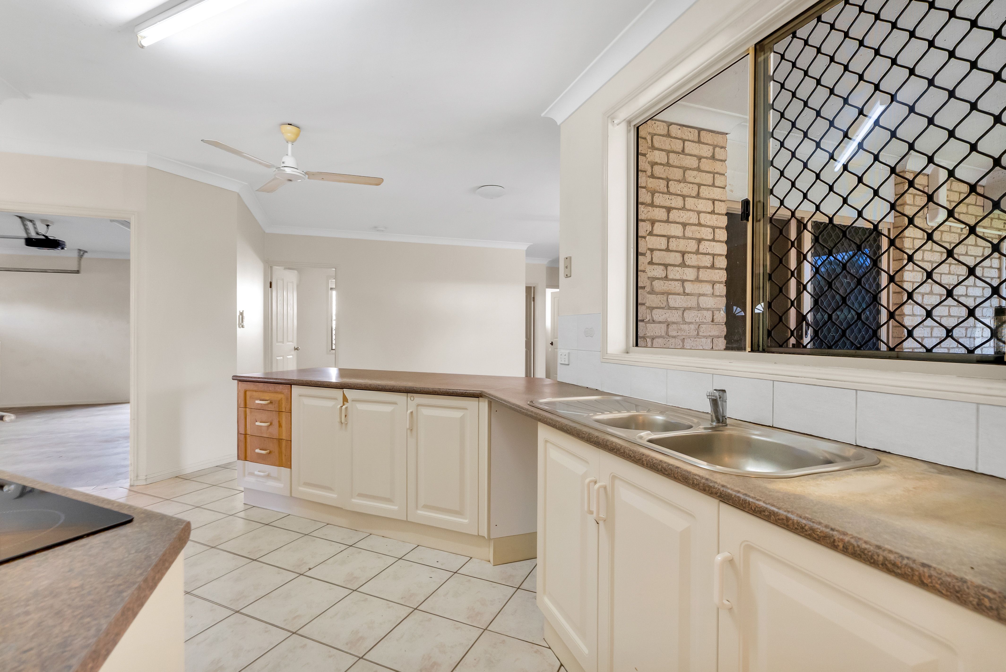 24 Wiseman Road — photo 3 of 16