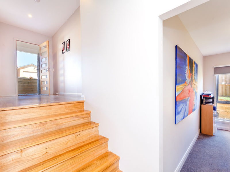 91 Grantham Drive, Highton, VIC 3216