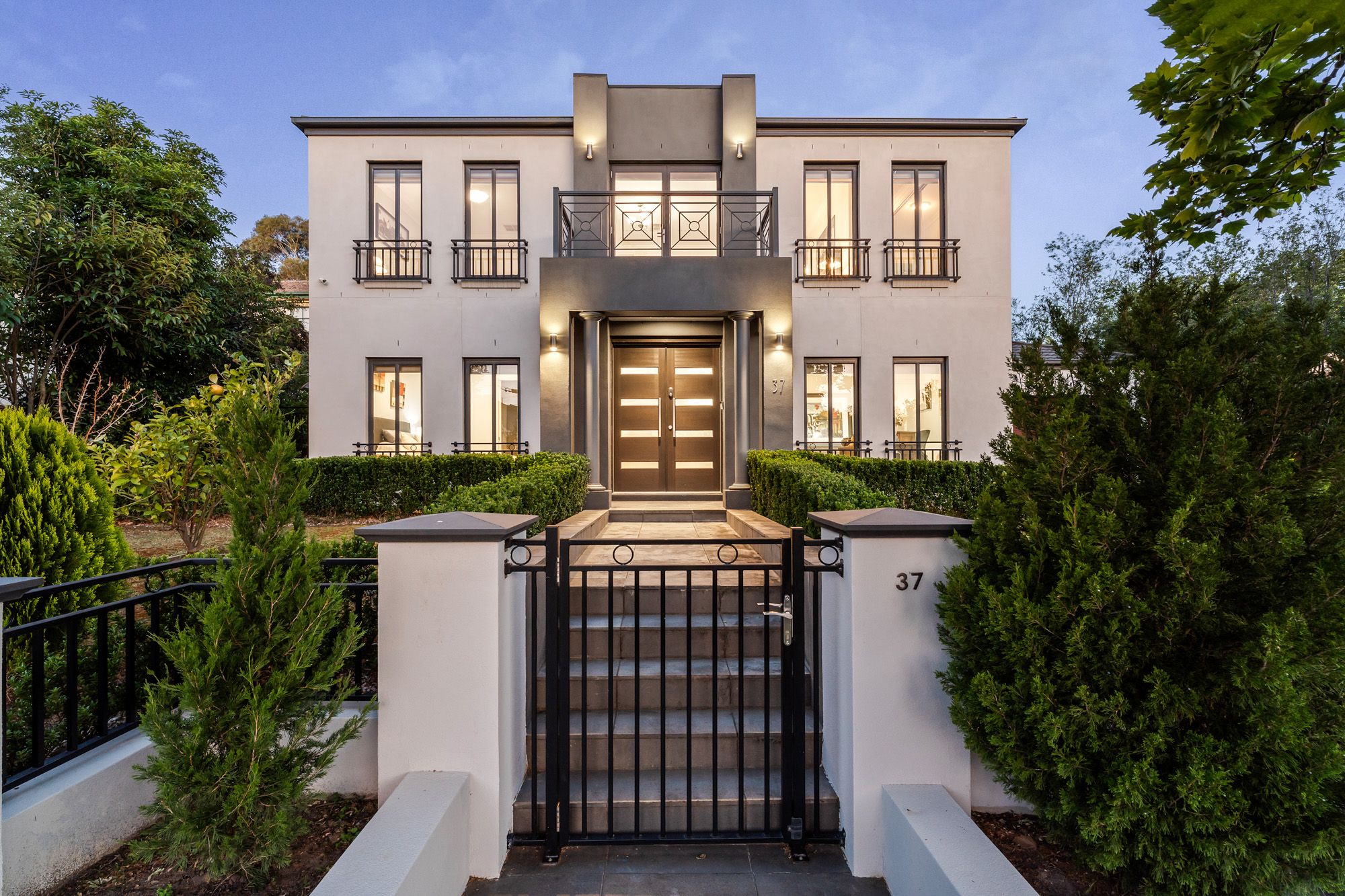 37 Newton Street , Surrey Hills VIC 3127
