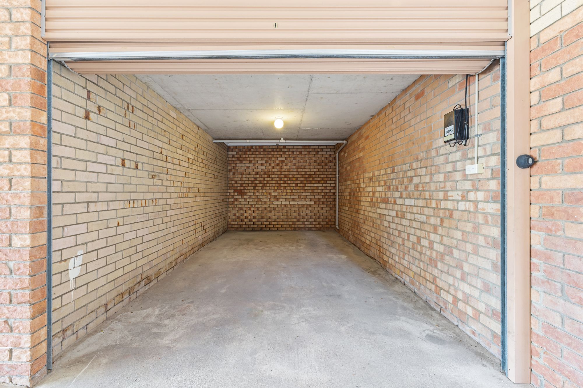 1/12 WALLACE Street — photo 26 of 30