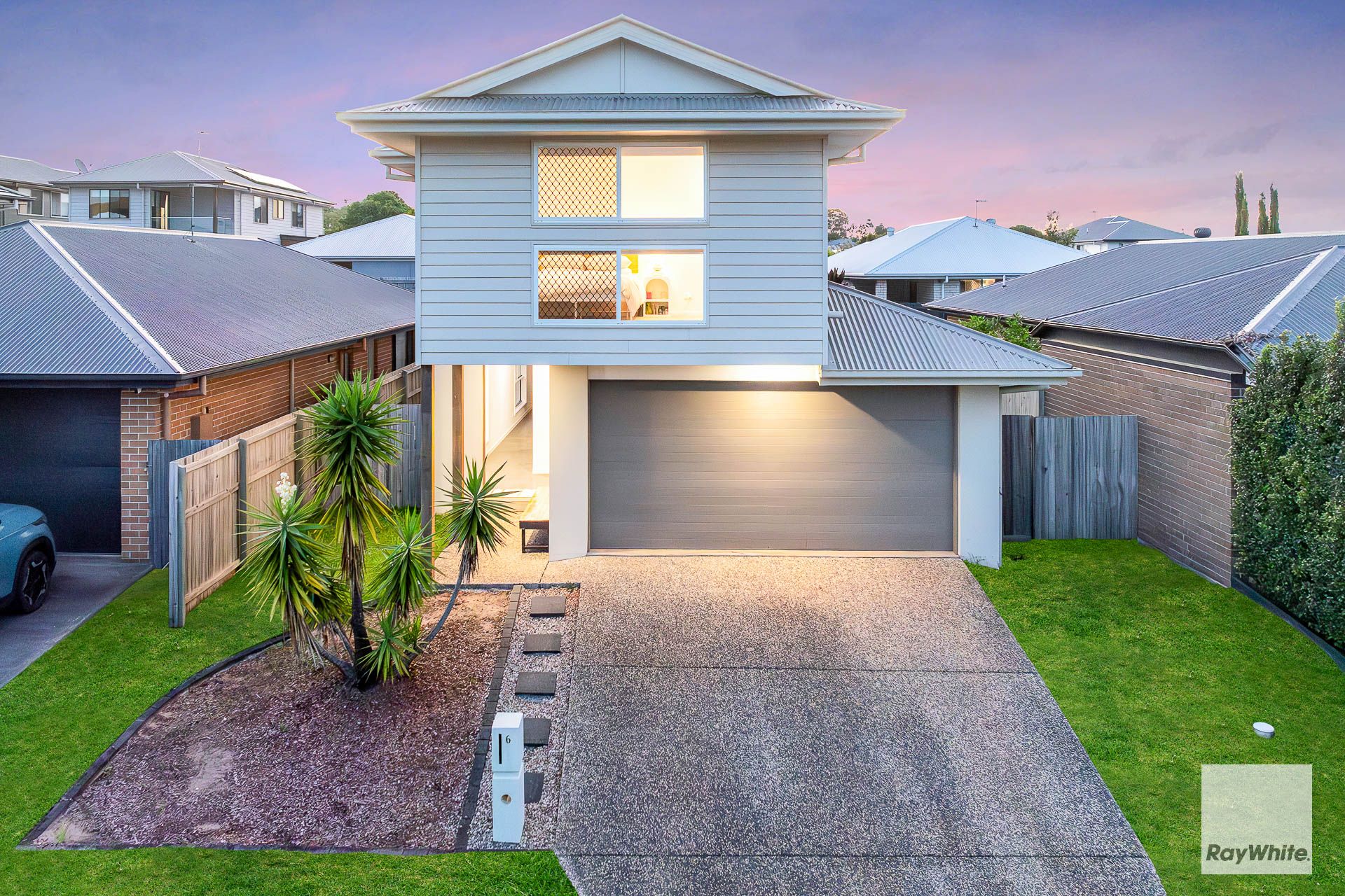 6 Avoca Place, Redland Bay, QLD 4165