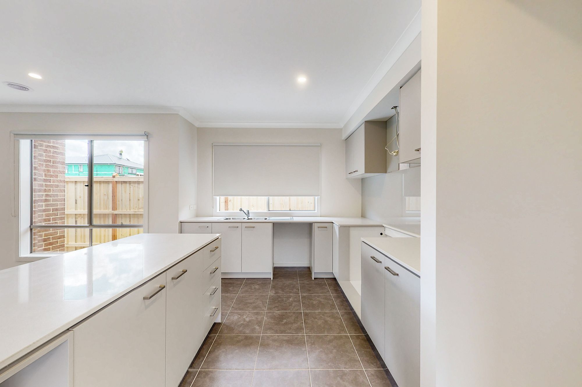7 Sunlight Avenue, Clyde North, VIC 3978