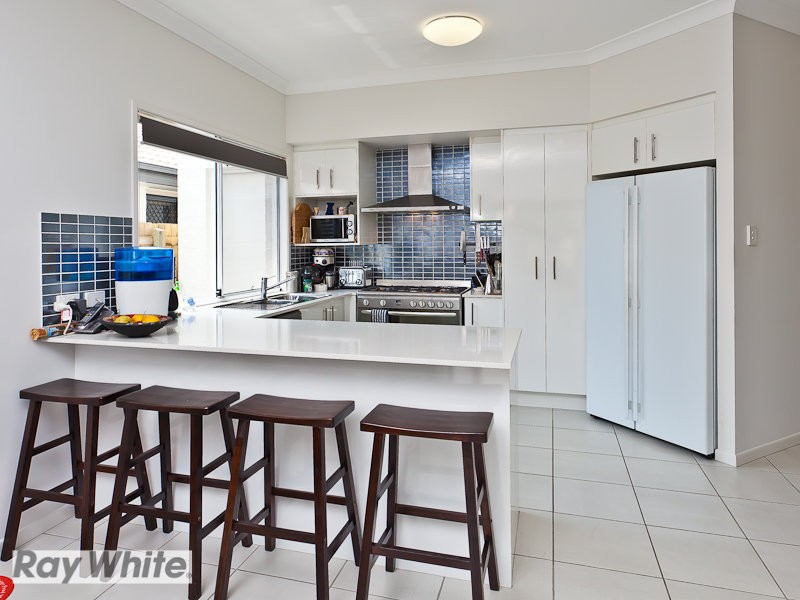 33 Merion Crescent, North Lakes, QLD 4509