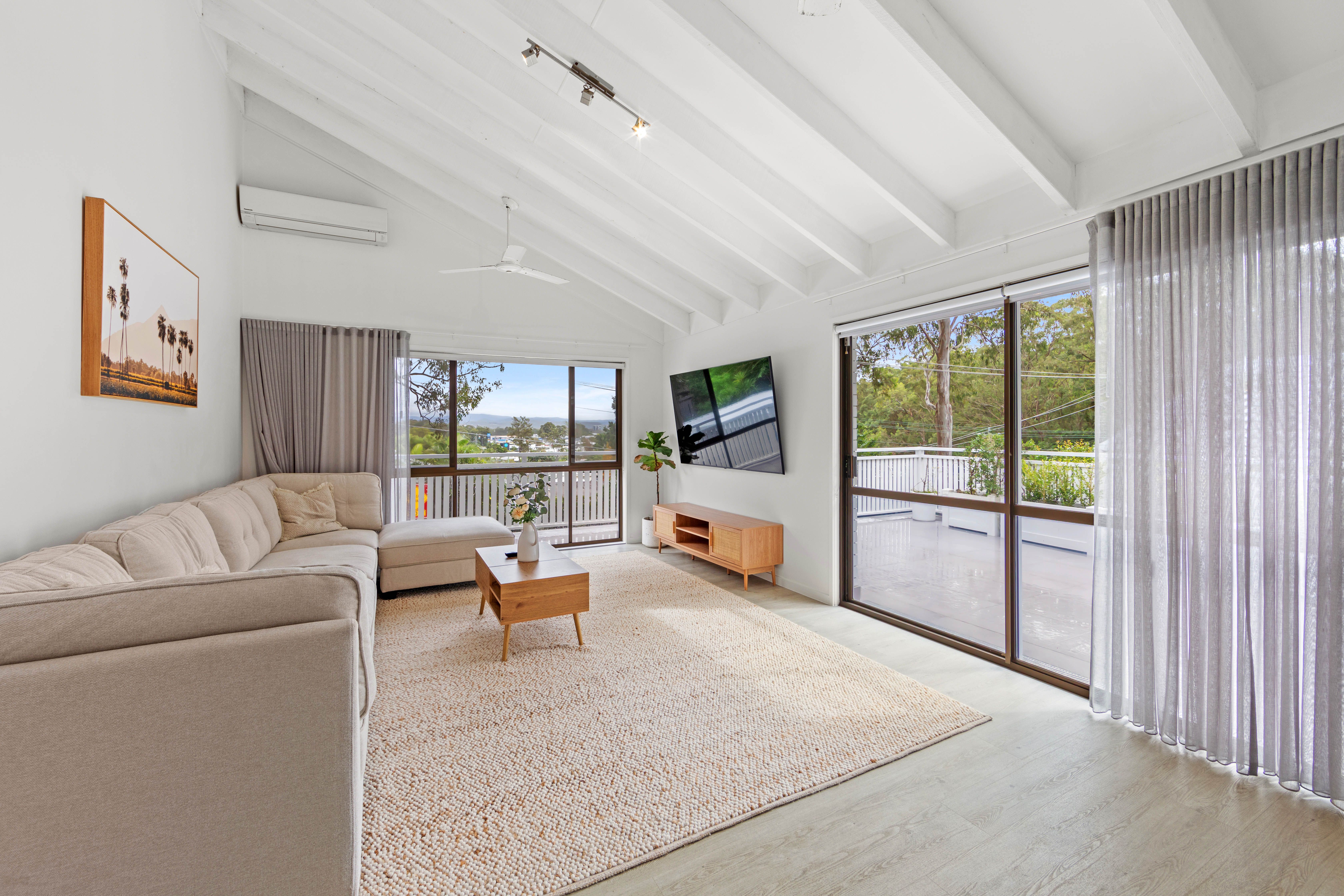 177B Ocean Parade, Burleigh Heads, QLD 4220
