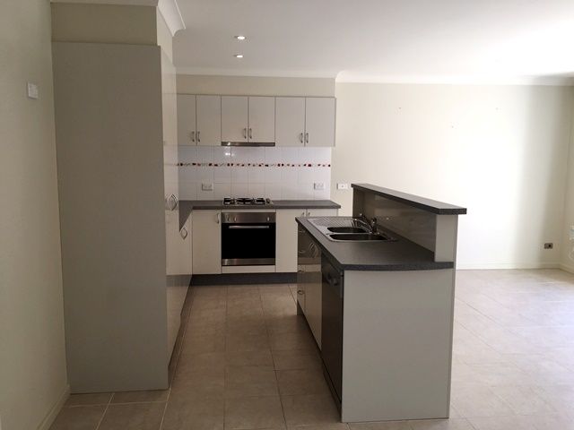 2/18 Wells Street, East Gosford, NSW 2250