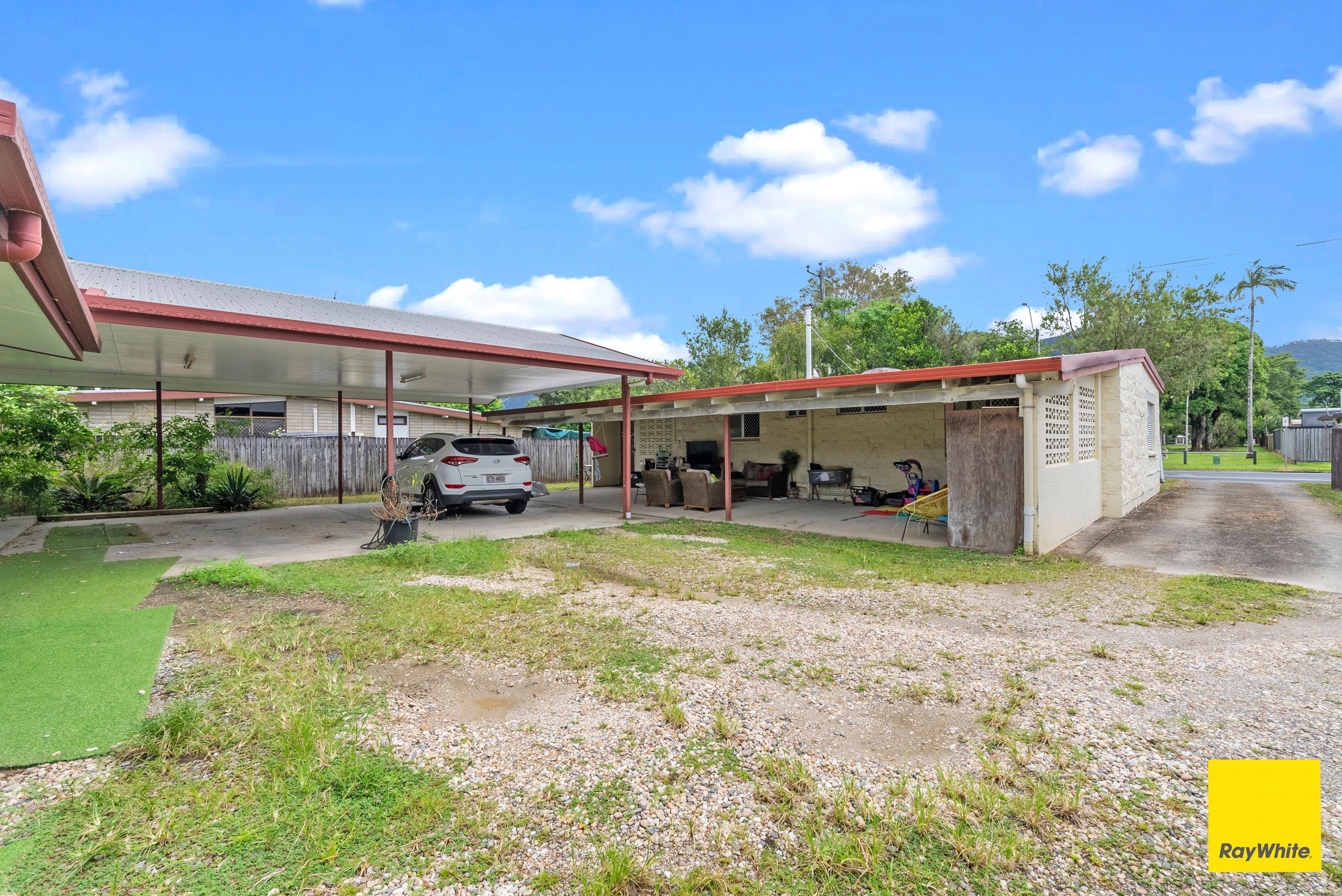 1/8 English Street, Manunda, QLD 4870