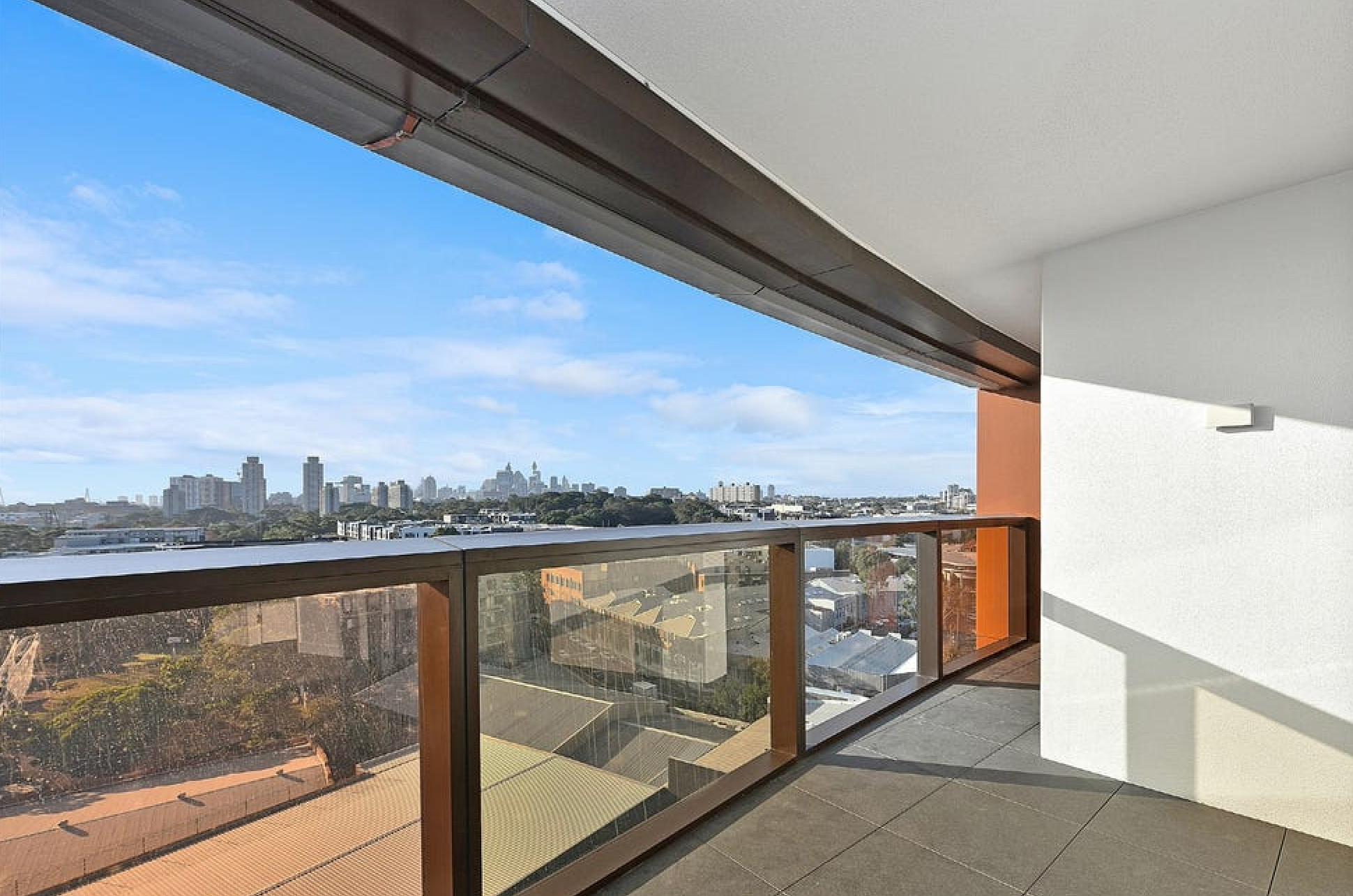 1005/6 Ebsworth Street — photo 8 of 9