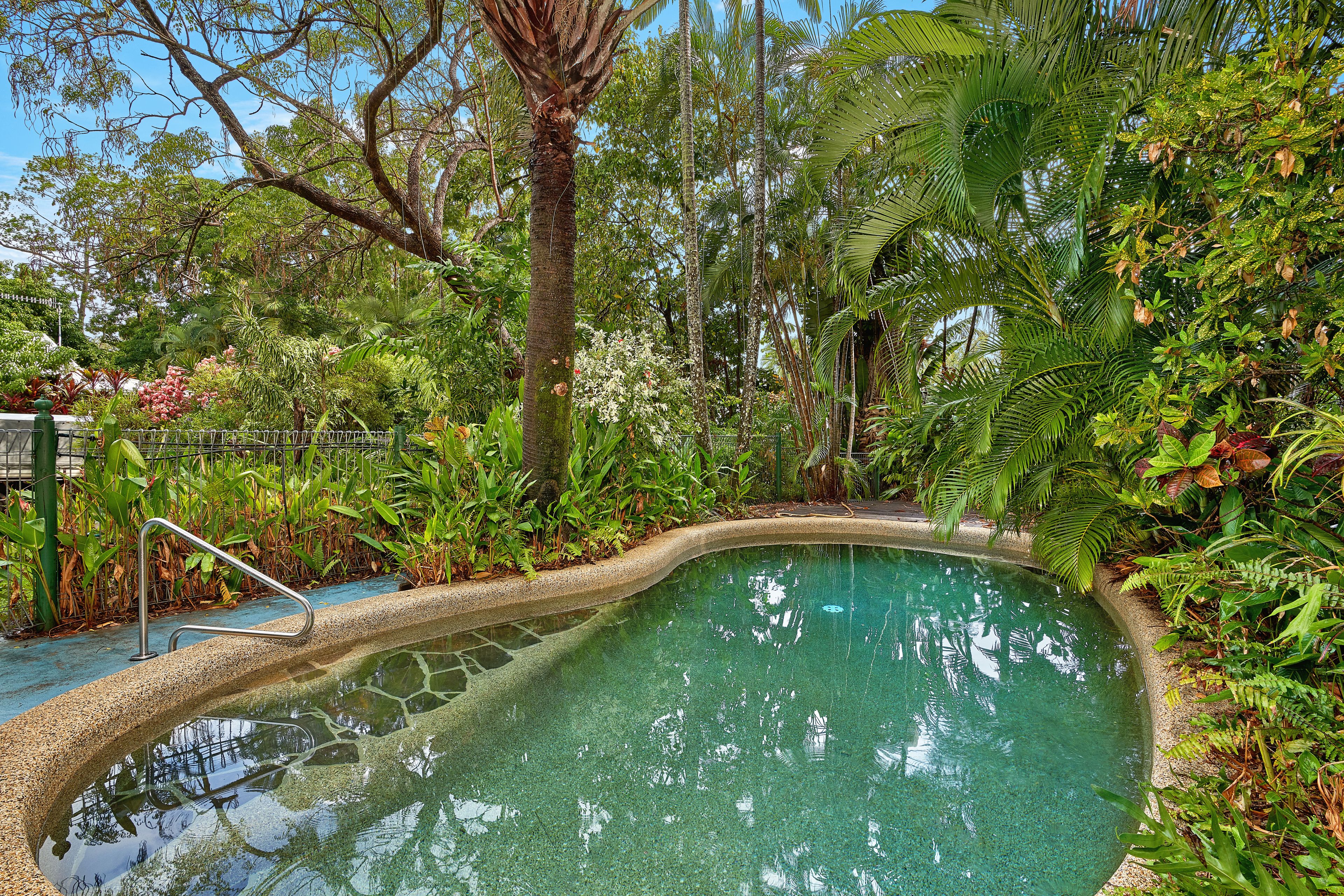 18 Petersen Street, Trinity Beach, QLD 4879