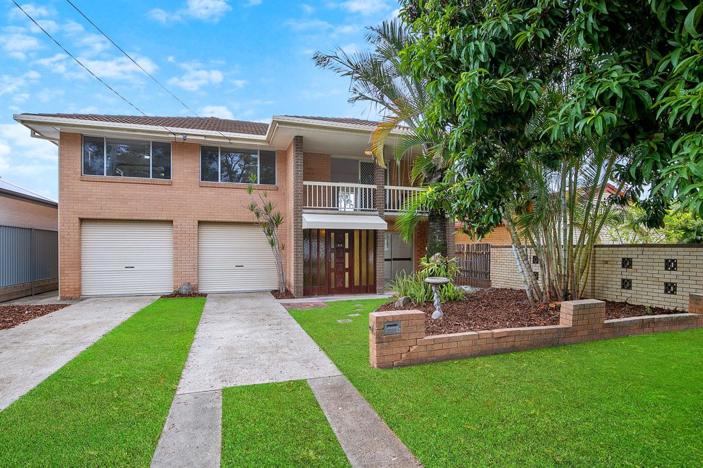24 Sunnyside Road, Scarborough QLD 4020