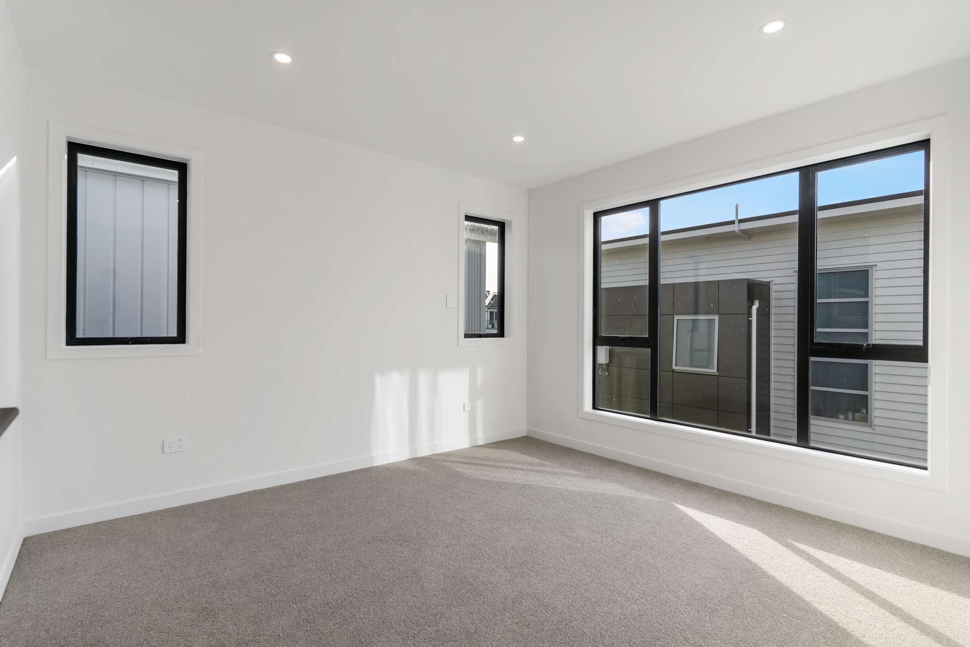 16 Rangitoto Avenue photo 7