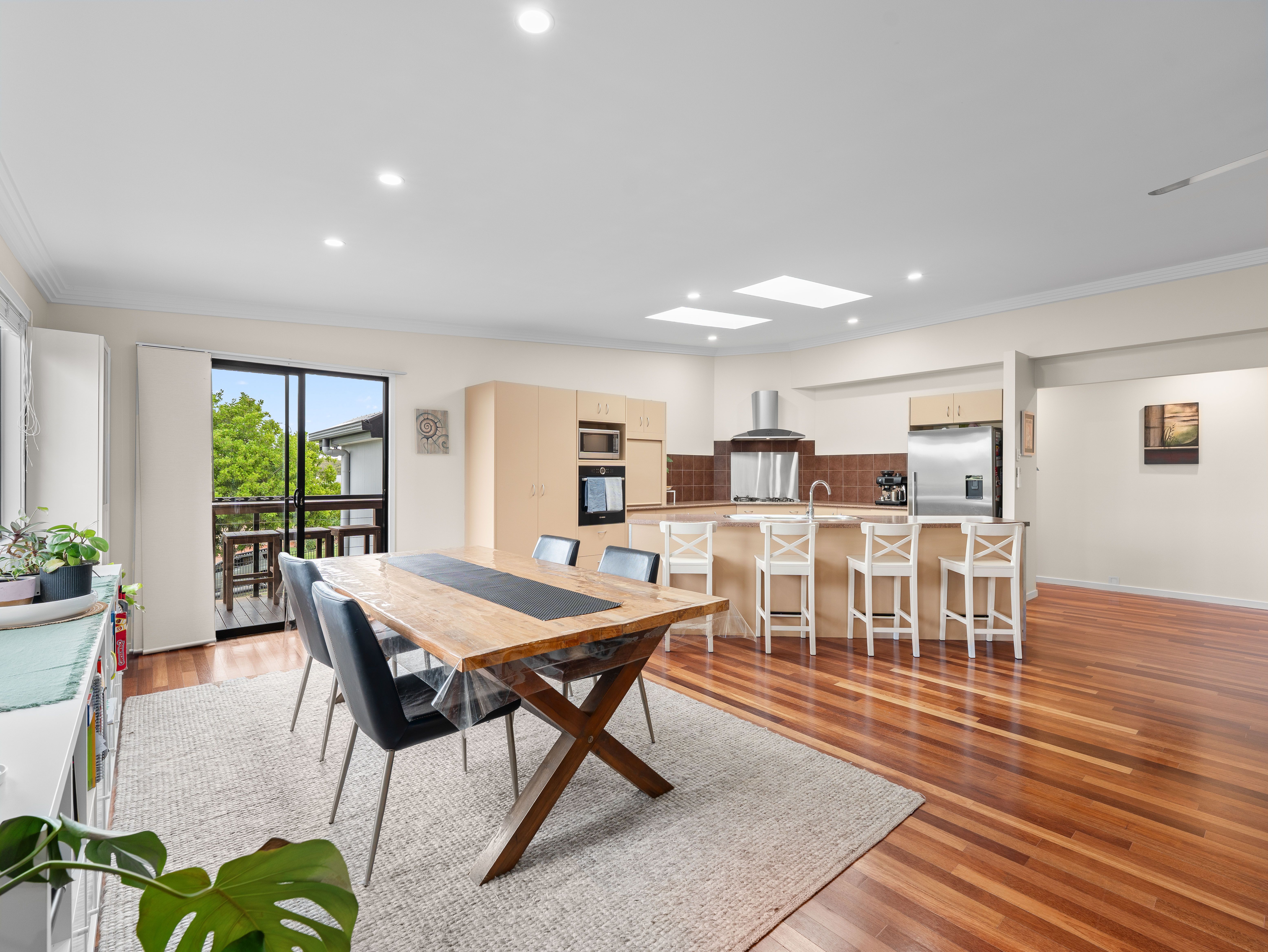 9 Quandong Crescent, Arana Hills, QLD 4054