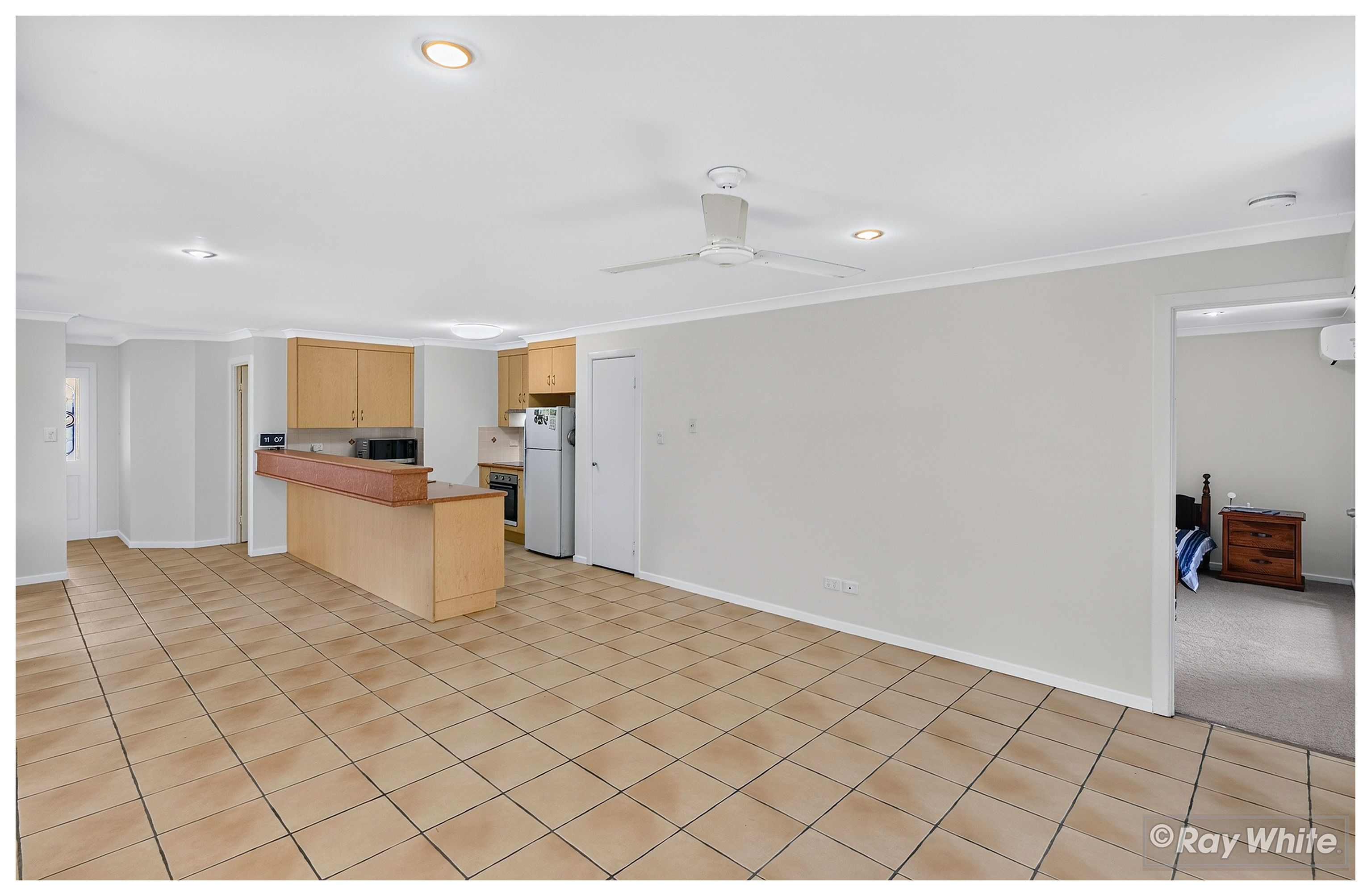 24 Lilydale Close — photo 9 of 30