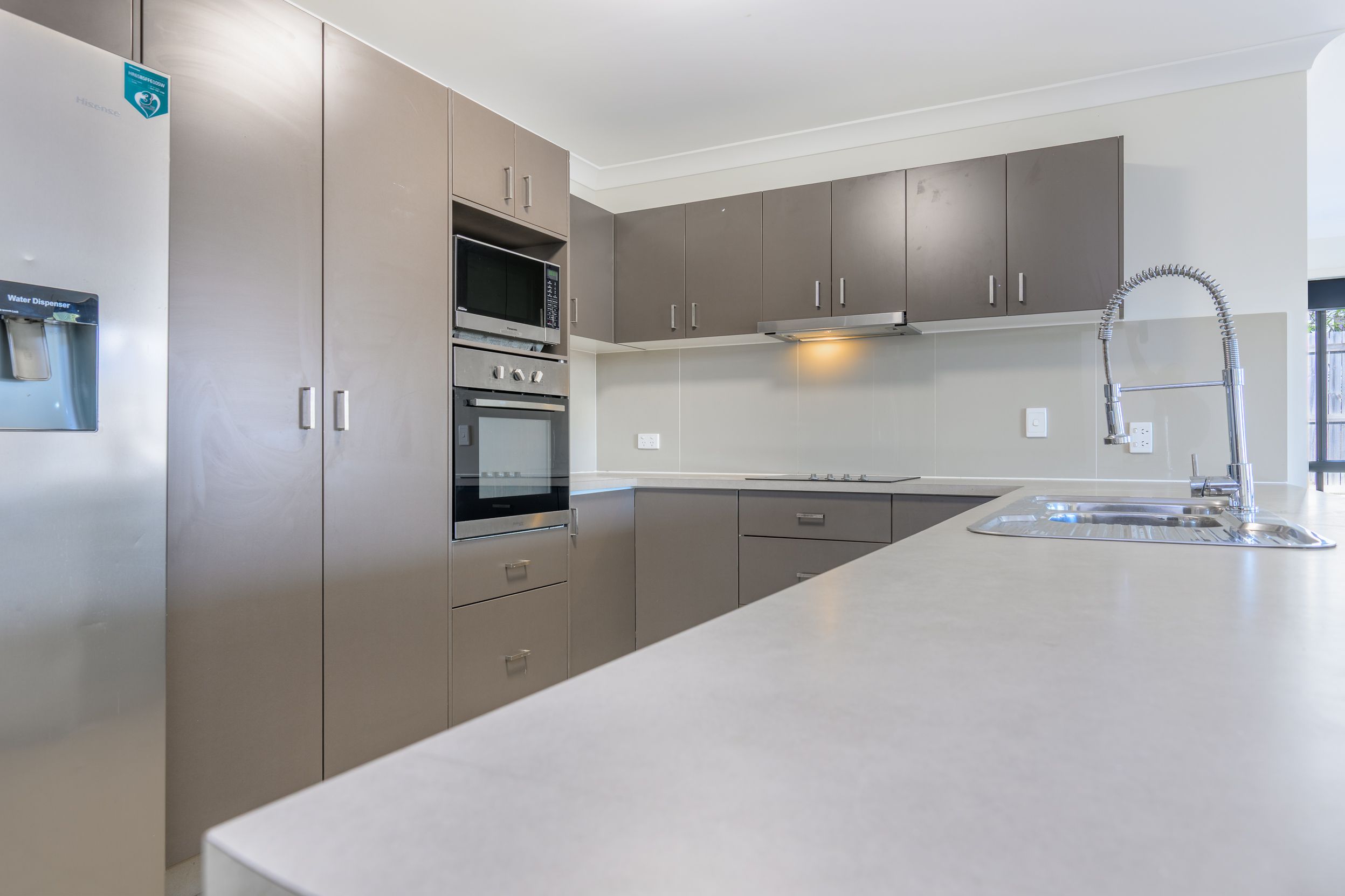 12 Iris Road — photo 8 of 26