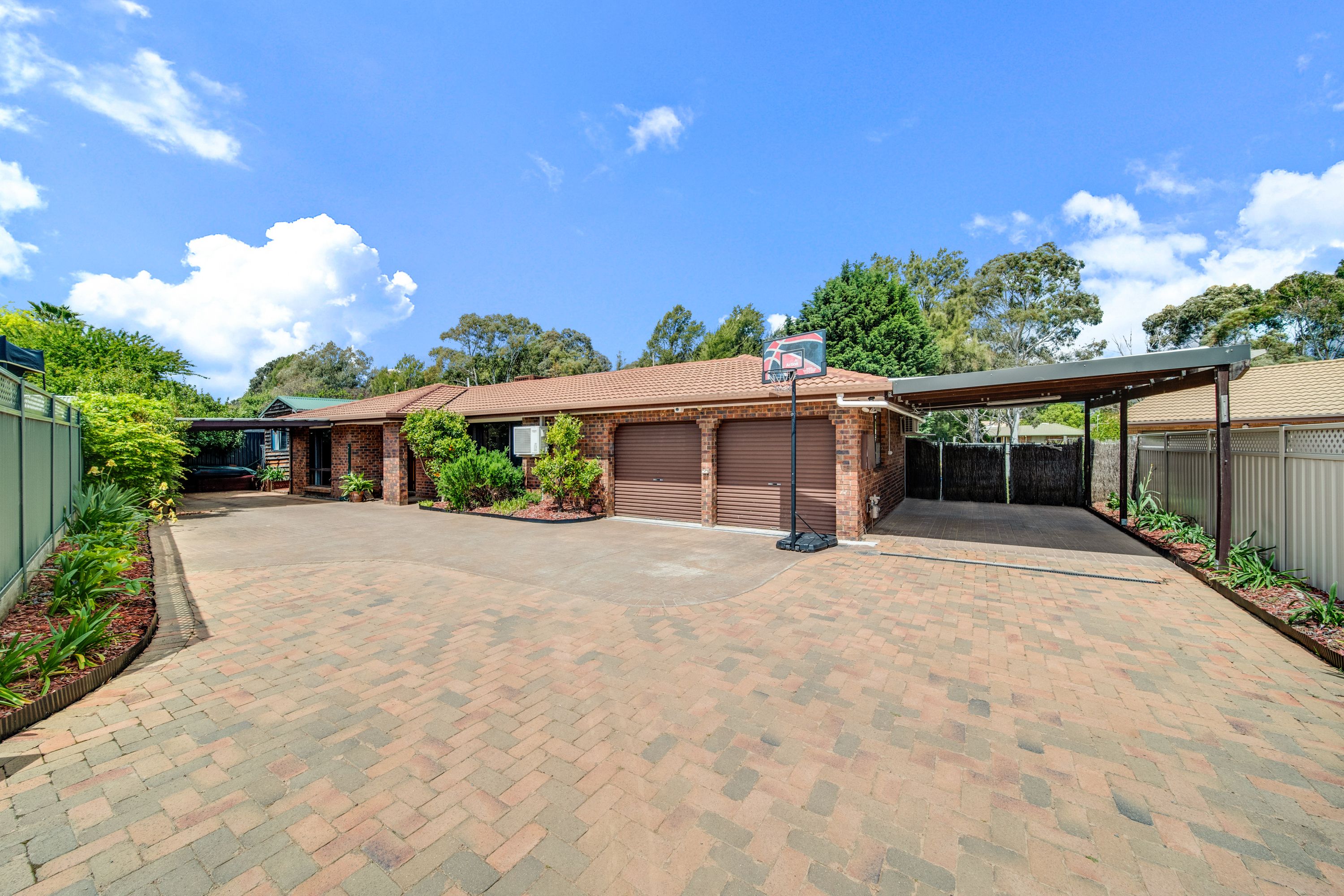 35 Fred Lane Crescent, Gordon, ACT 2906