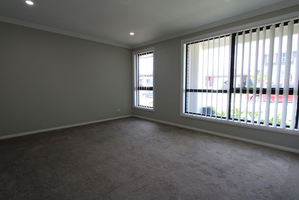 121 Kavanagh Street, Gregory Hills, NSW 2557
