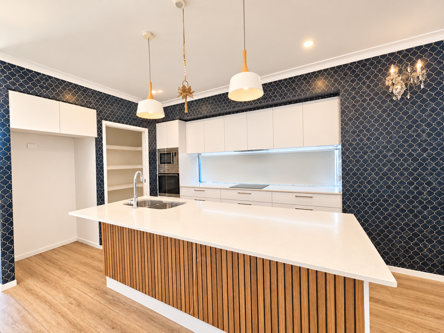 11 Balanda Street — photo 3 of 10