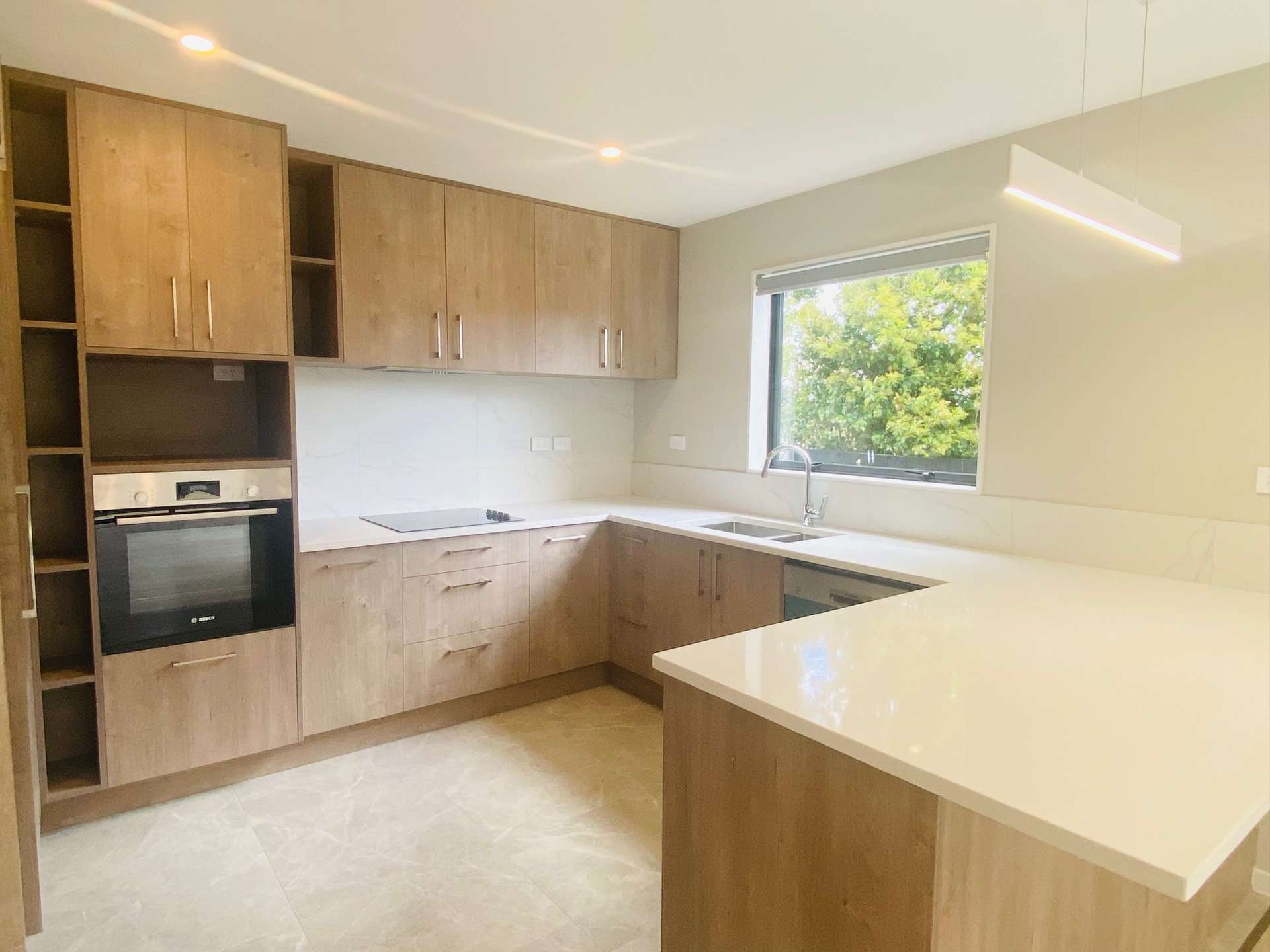 A/3 Routley Drive photo 3