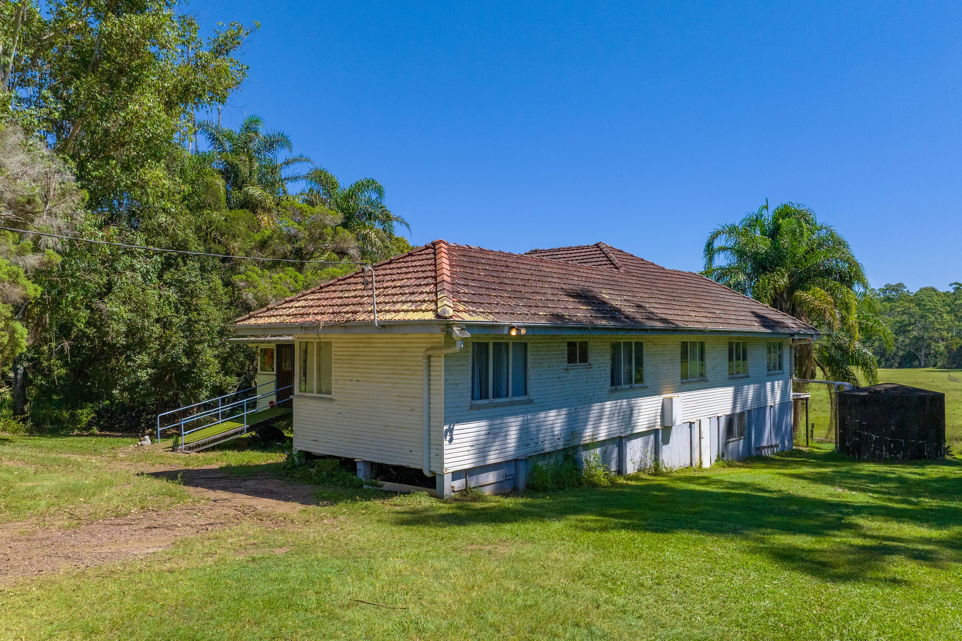 131 Old Goomboorian Road, Veteran, QLD 4570