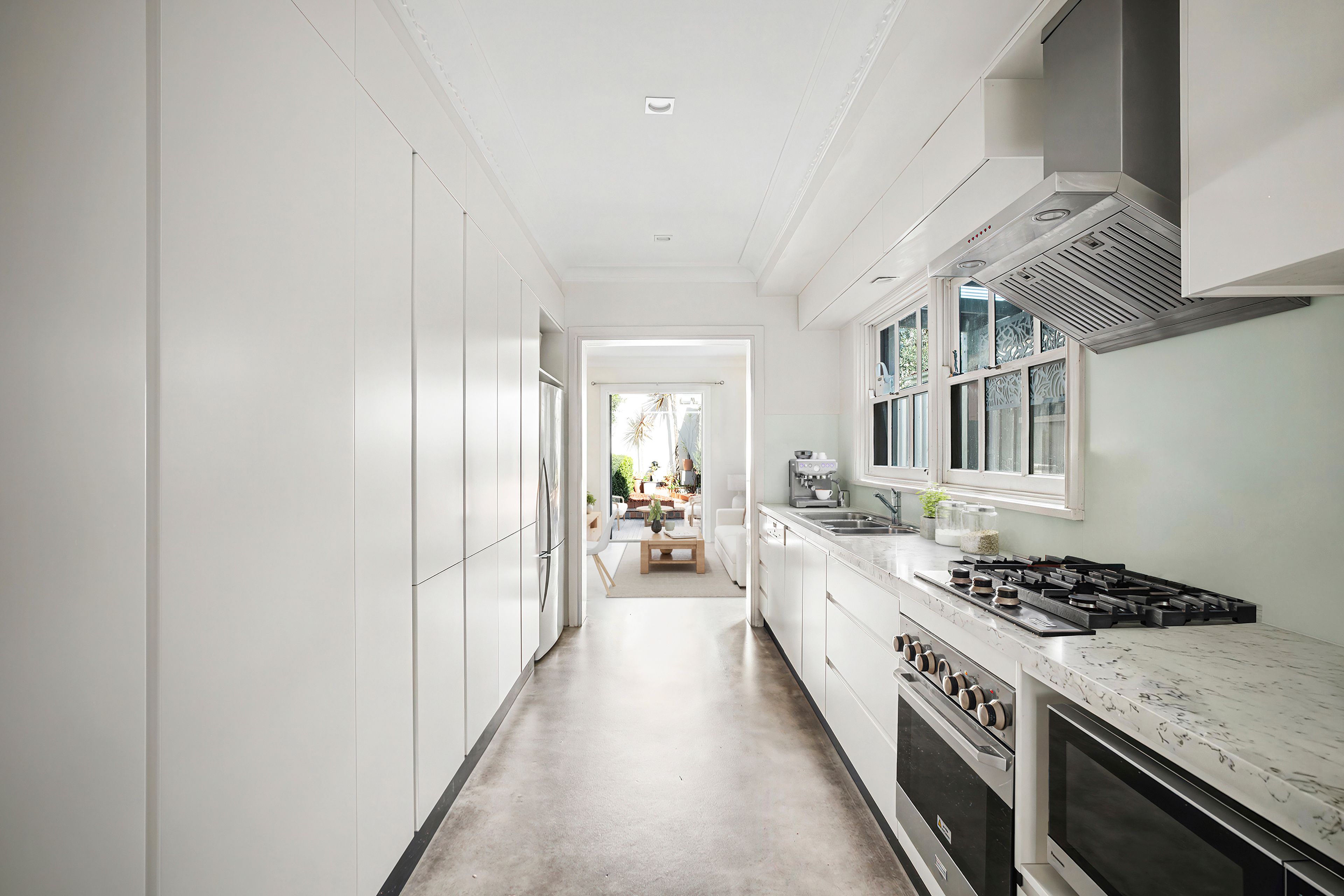 35 John Street — photo 9 of 19