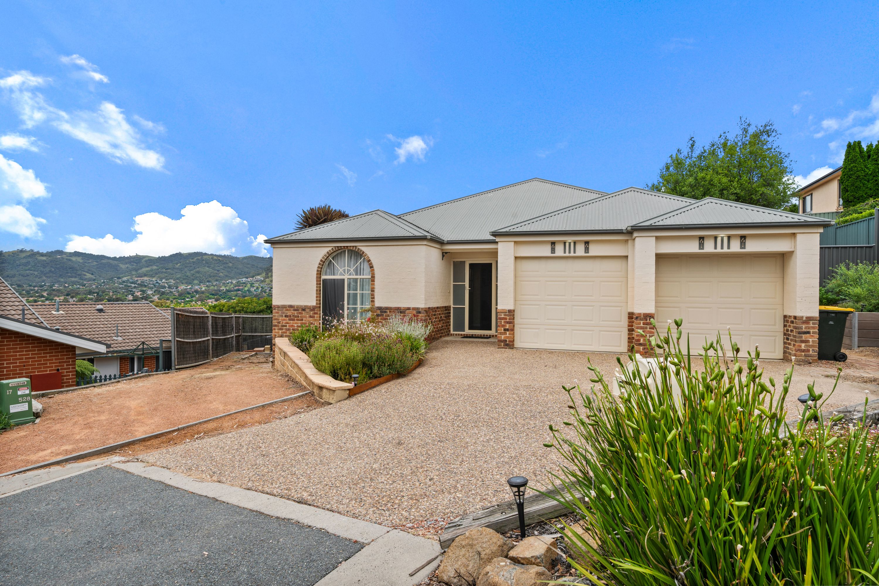 5 Kanga Place, Gordon, ACT 2906